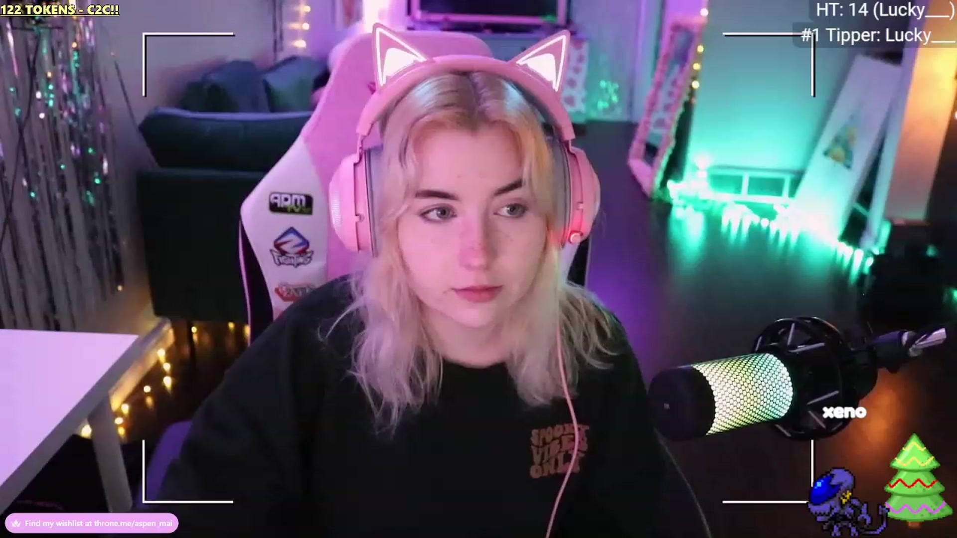 Gallery image thumbnail from Aspen_Mai's myfreecams stream on, 01/02/2023, 02:22 image 18 of 20