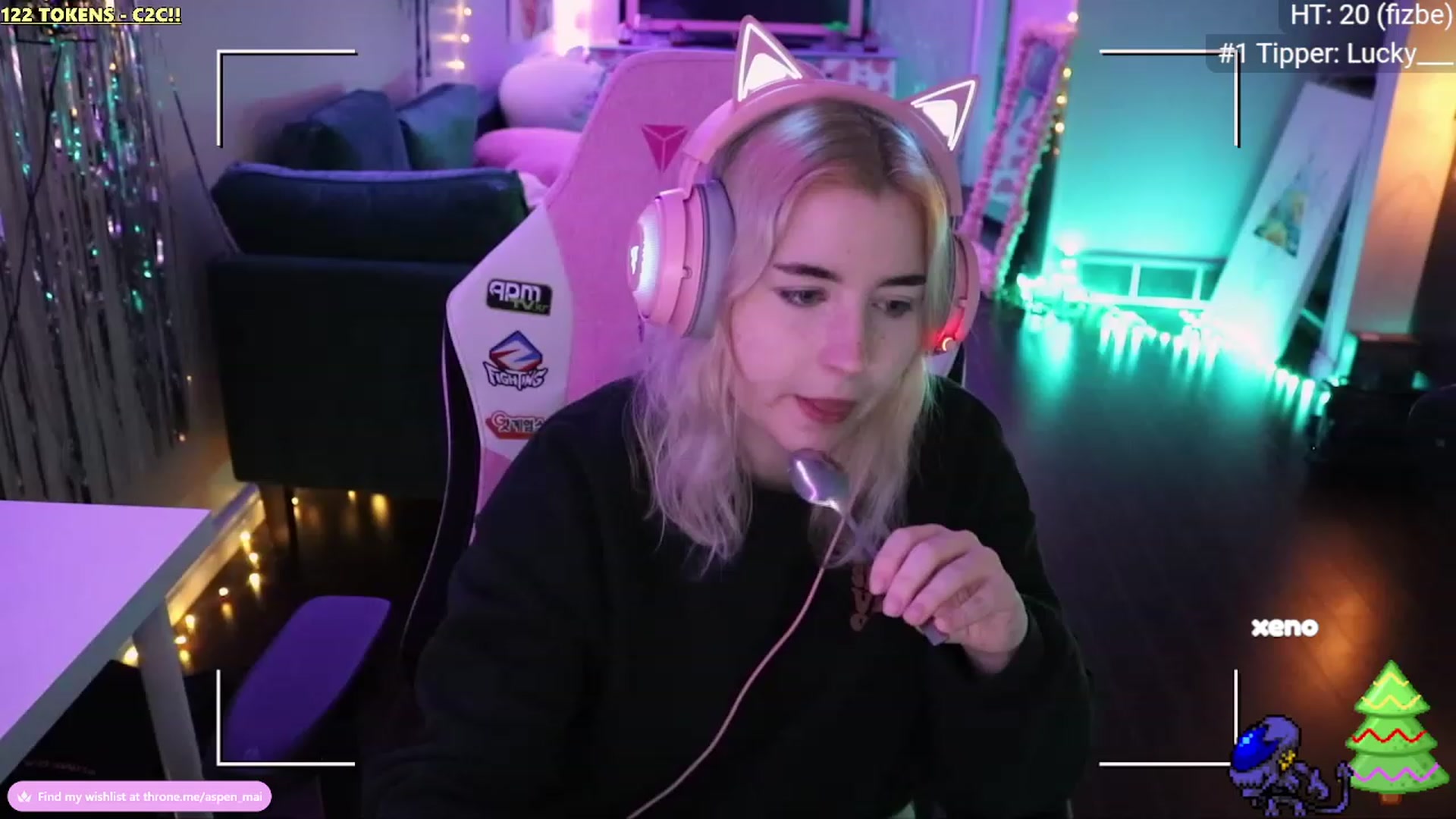 Gallery image thumbnail from Aspen_Mai's myfreecams stream on, 01/02/2023, 03:01 image 11 of 20