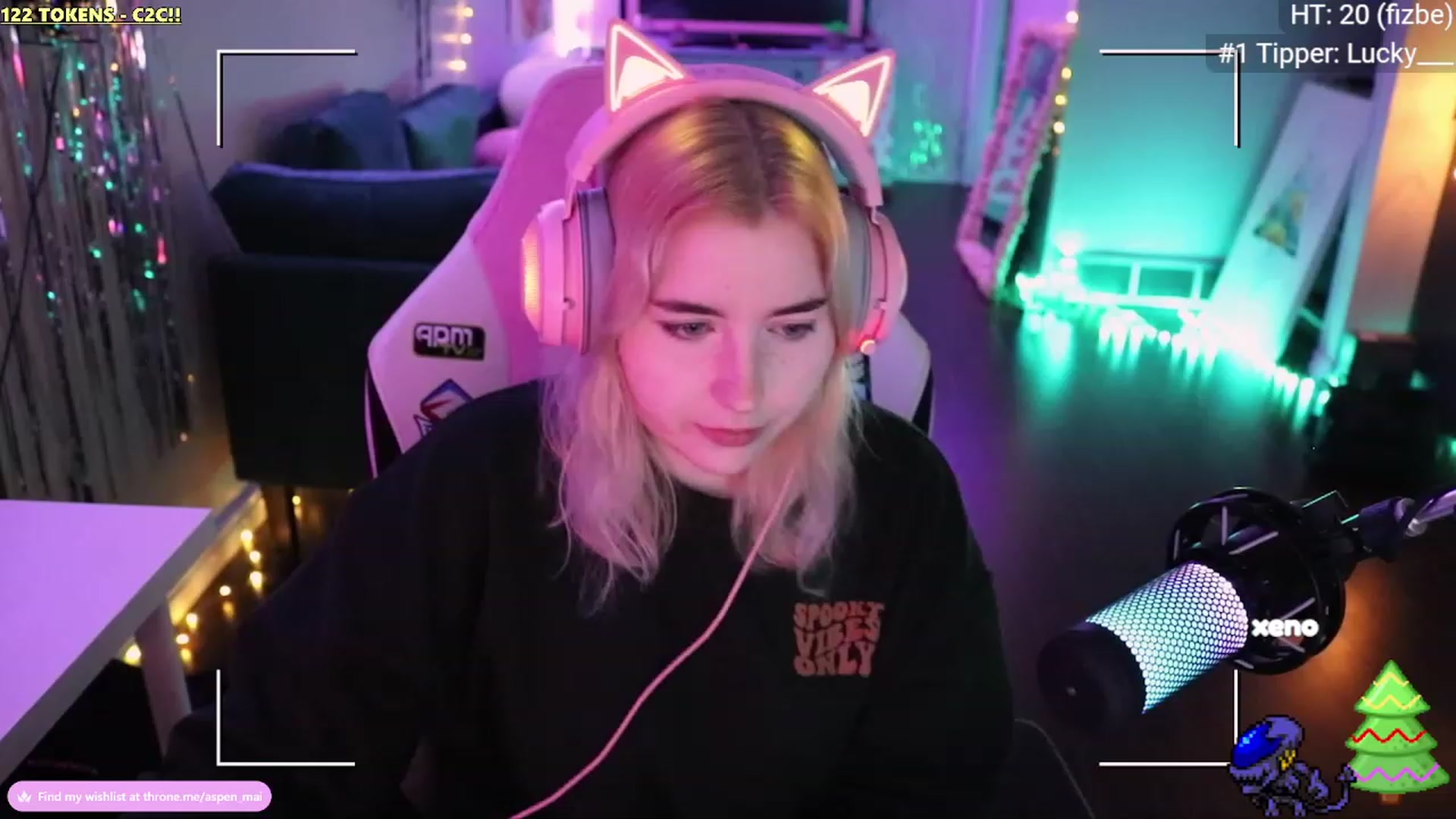 Gallery image thumbnail from Aspen_Mai's myfreecams stream on, 01/02/2023, 03:01 image 19 of 20