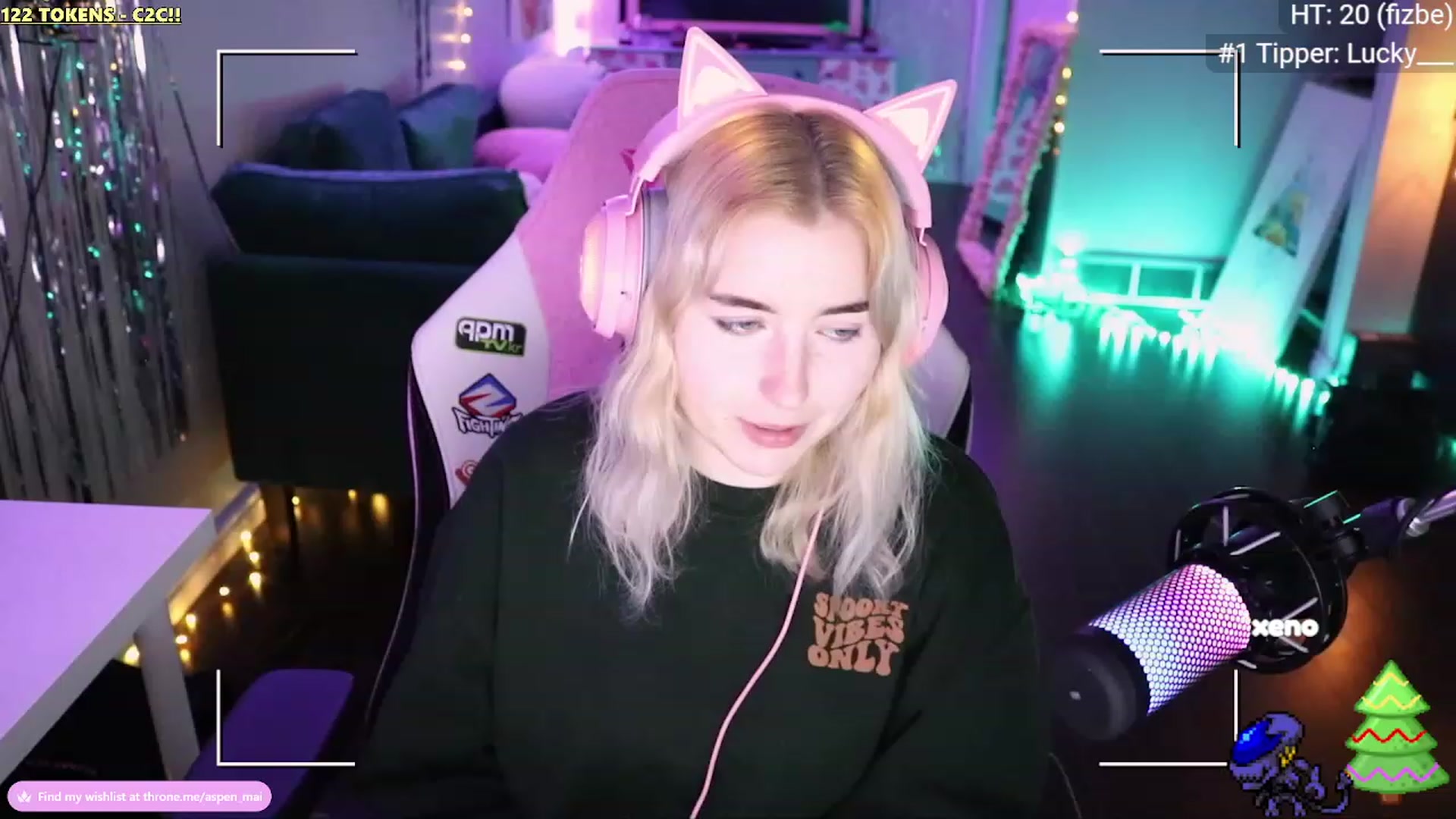 Gallery image thumbnail from Aspen_Mai's myfreecams stream on, 01/02/2023, 04:20 image 5 of 20