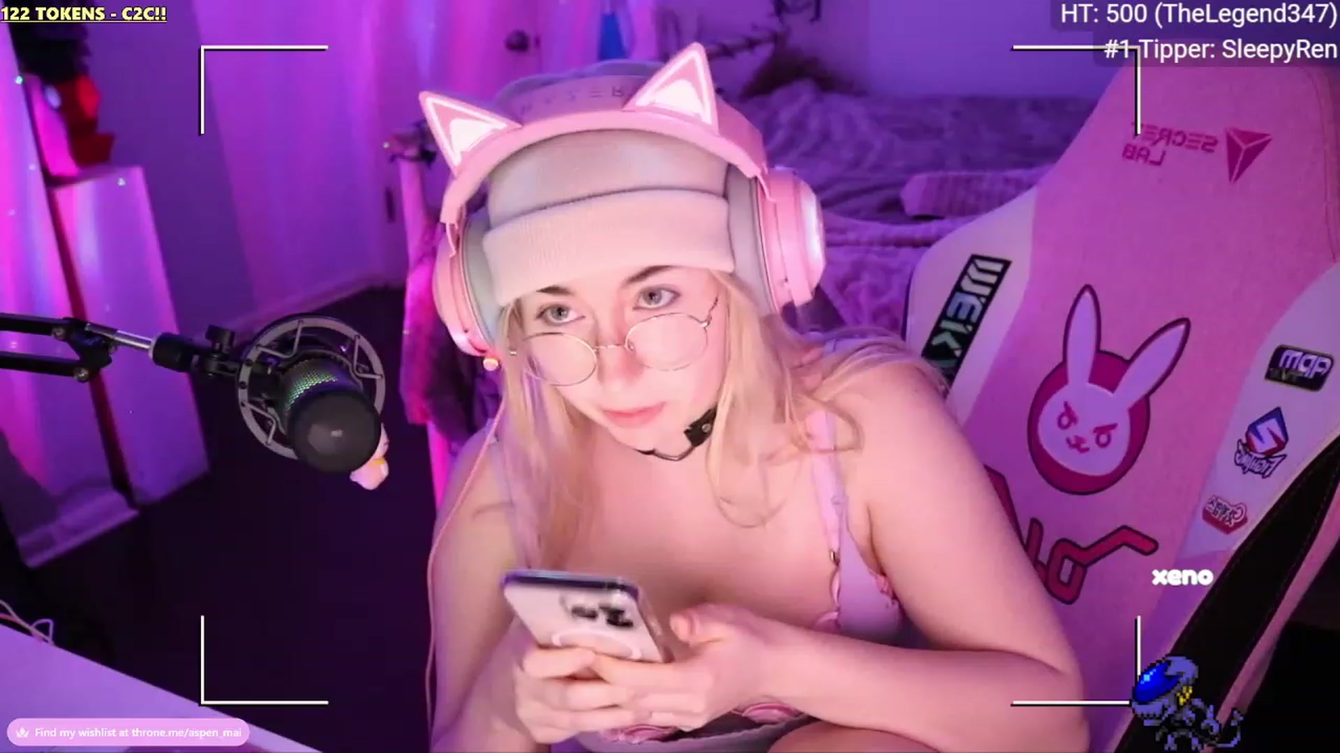 Gallery image thumbnail from Aspen_Mai's myfreecams stream on, 01/28/2023, 11:03 image 16 of 20