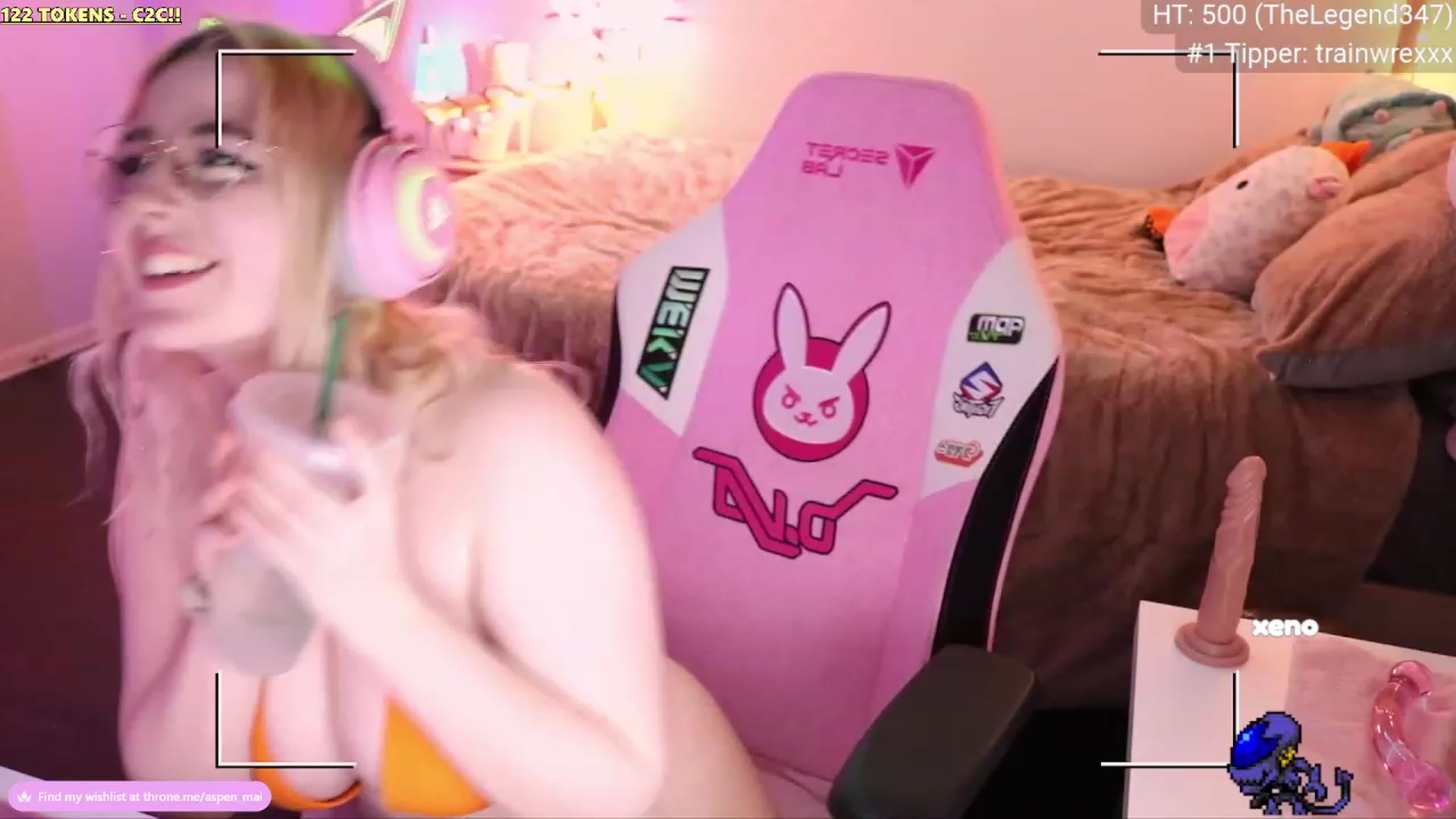 Gallery image thumbnail from Aspen_Mai's myfreecams stream on, 01/30/2023, 02:33 image 18 of 20