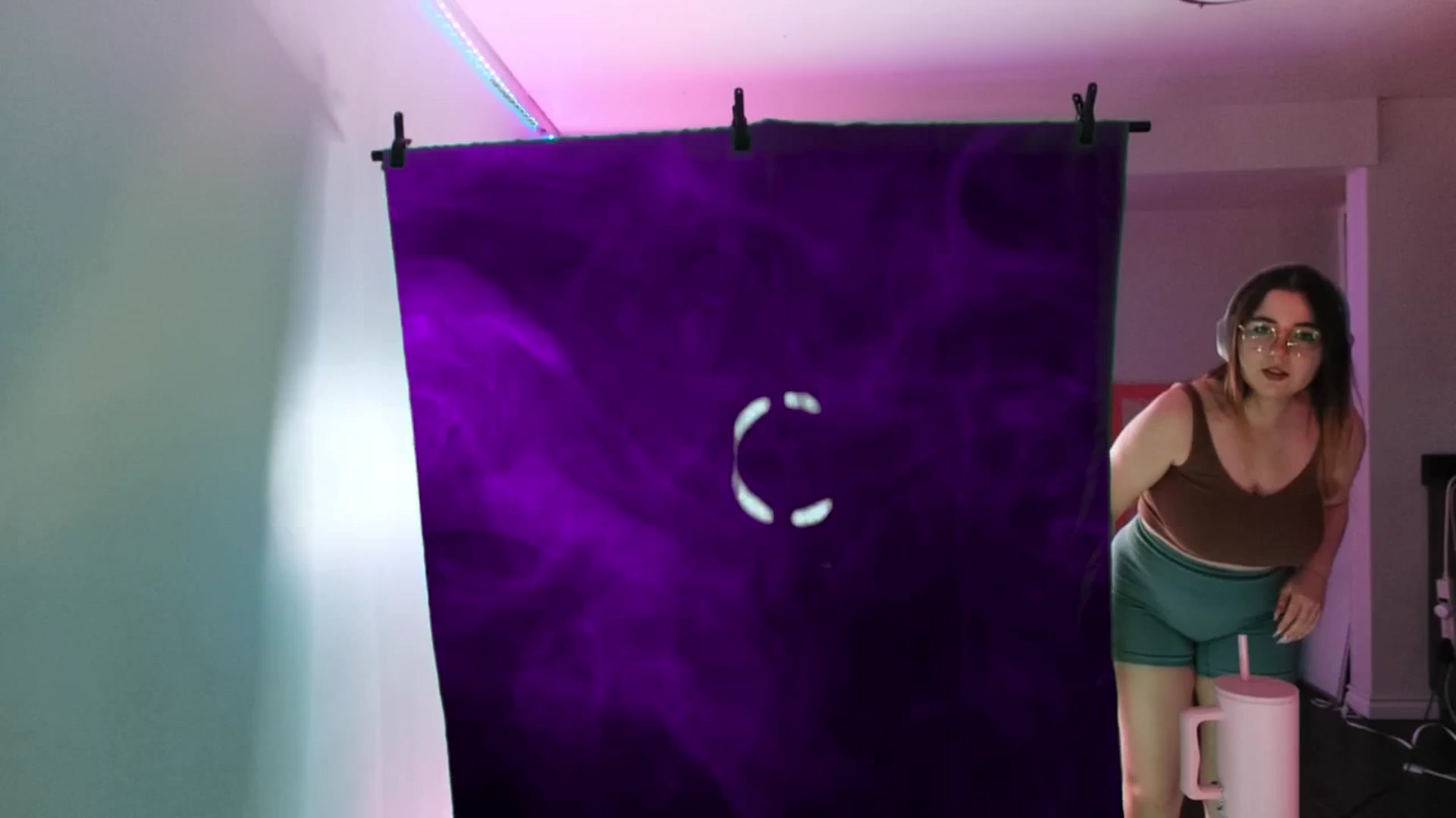 Gallery image thumbnail from Aspen_Mai's myfreecams stream on, 04/28/2025, 03:50 image 19 of 20