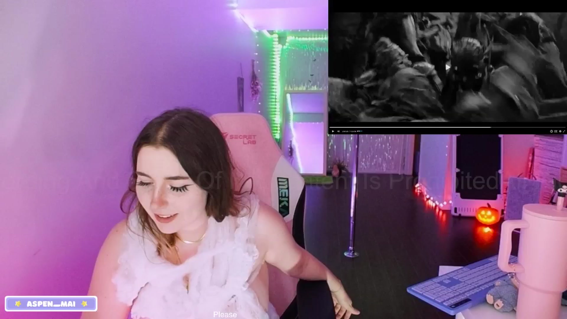Gallery image thumbnail from Aspen_Mai's myfreecams stream on, 09/22/2025, 09:57 image 12 of 20
