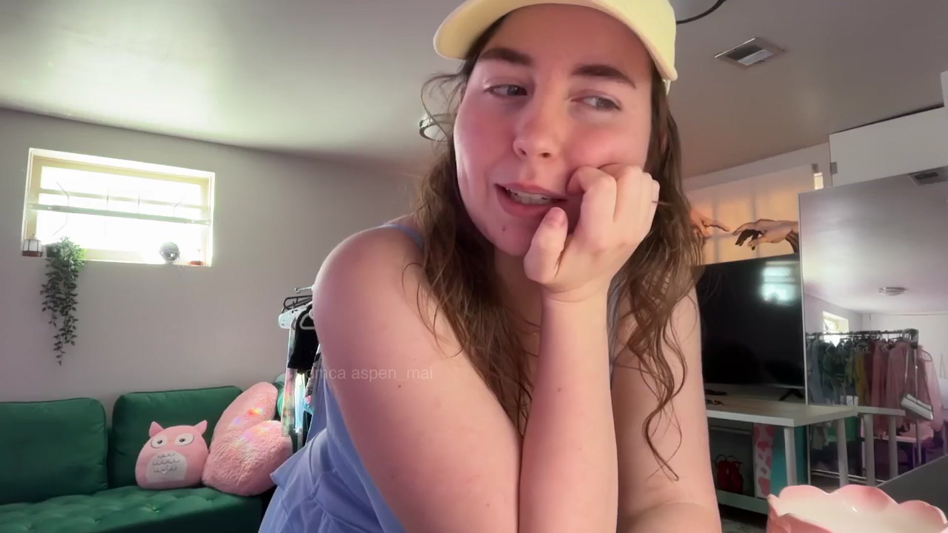 Gallery image thumbnail from Aspen_Mai's myfreecams stream on, 03/19/2026, 20:41 image 17 of 20
