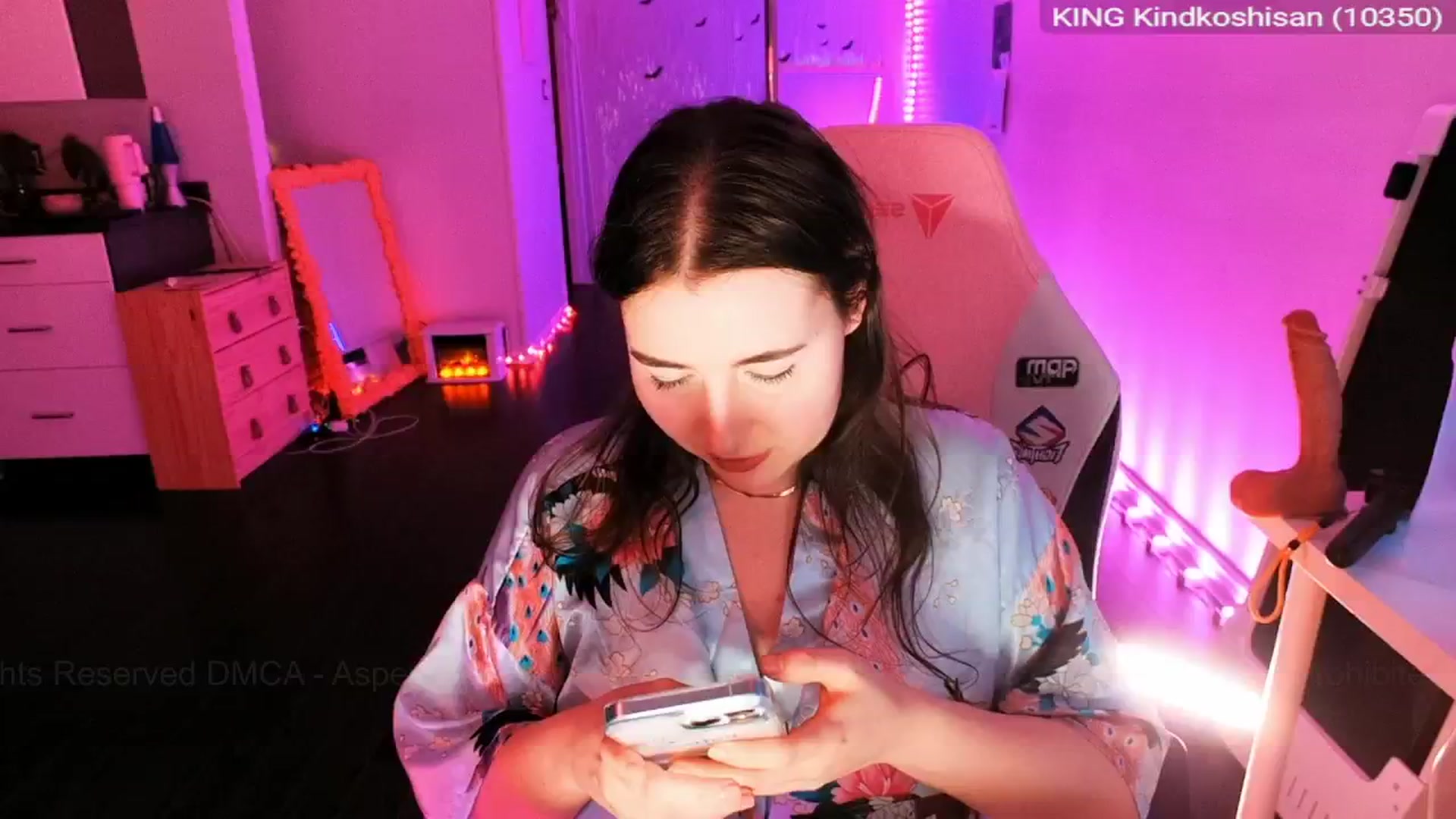 Gallery image thumbnail from Aspen_Mai's myfreecams stream on, 04/01/2026, 07:33 image 18 of 20