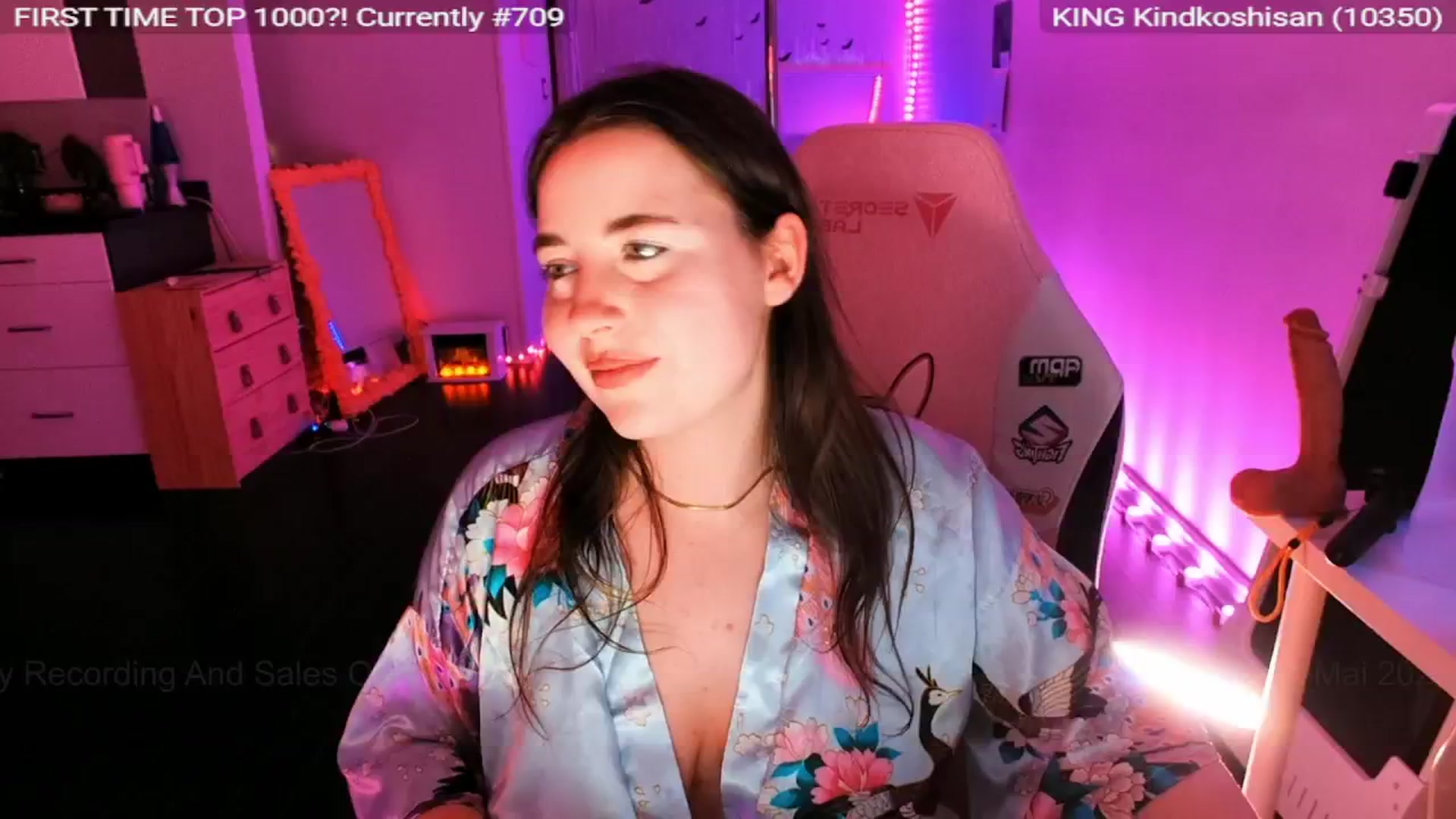Gallery image thumbnail from Aspen_Mai's myfreecams stream on, 04/01/2026, 07:33 image 14 of 20