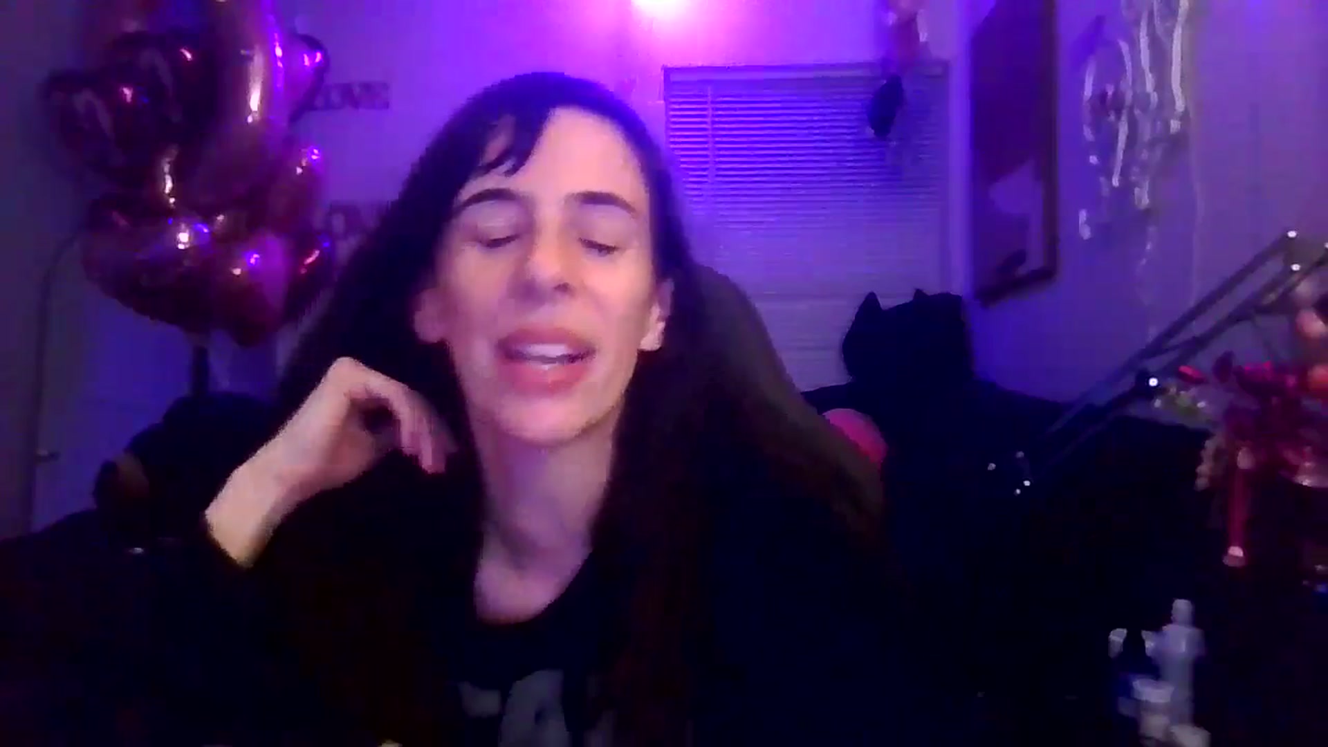 Gallery image thumbnail from Aspen_White's myfreecams stream on, 02/16/2025, 10:04 image 13 of 20