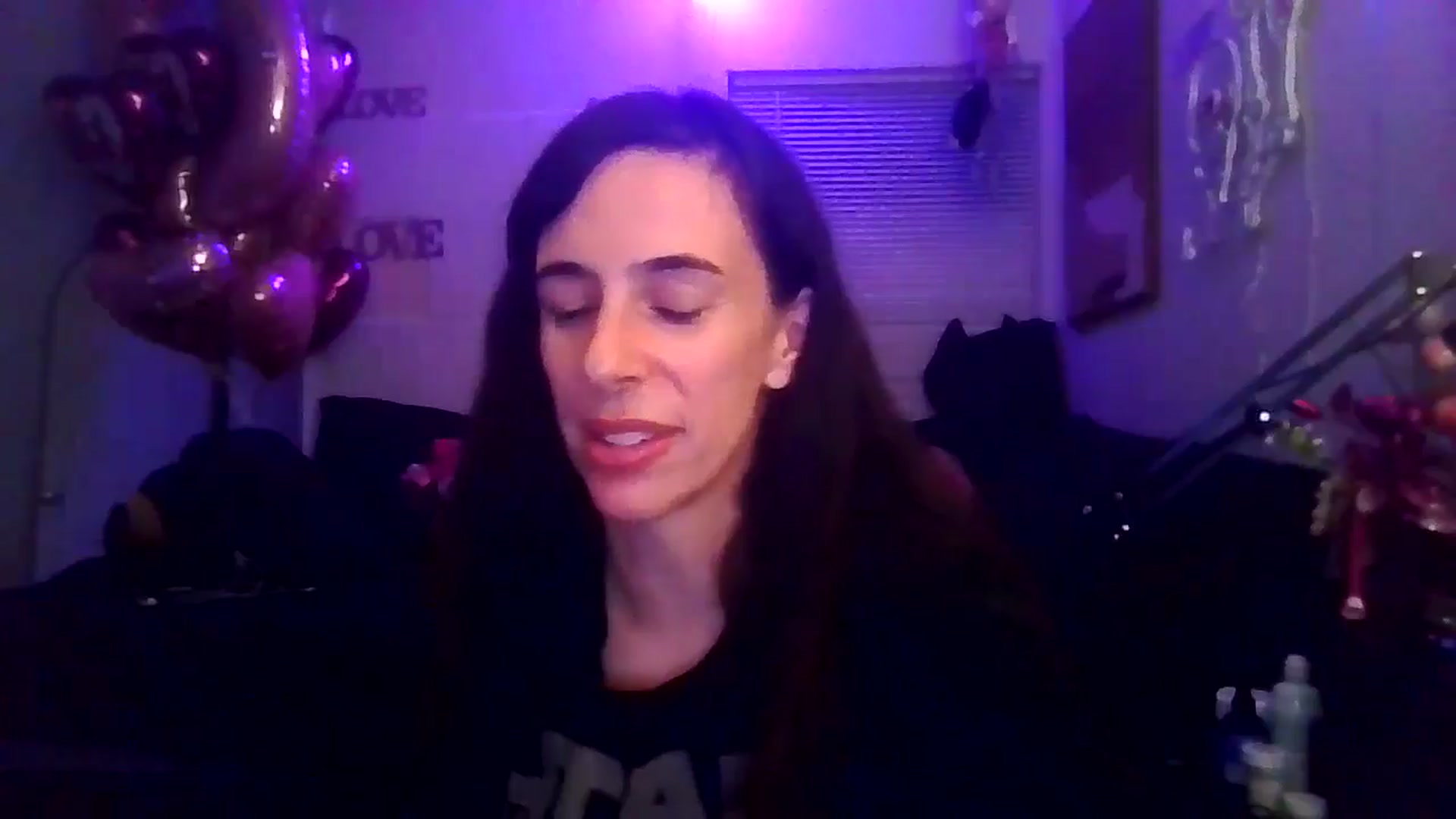 Gallery image thumbnail from Aspen_White's myfreecams stream on, 02/16/2025, 10:04 image 8 of 20