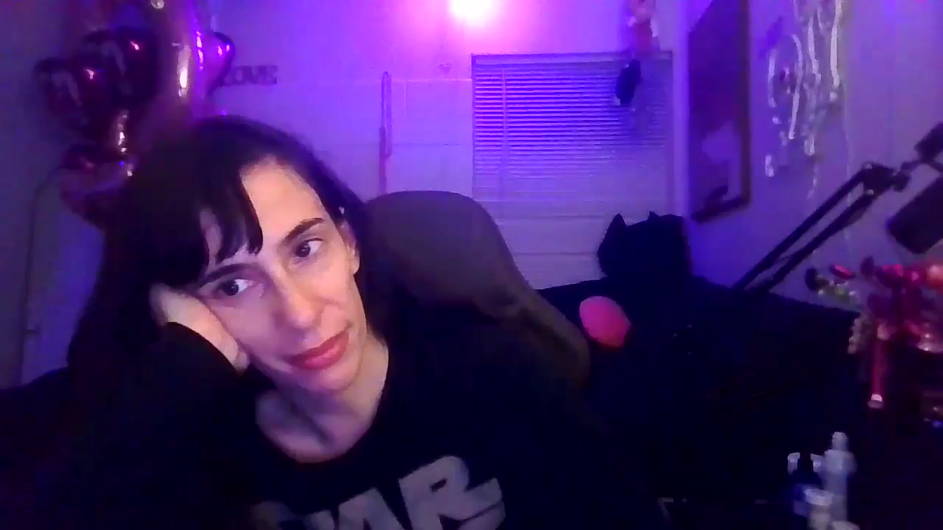 Gallery image thumbnail from Aspen_White's myfreecams stream on, 02/16/2025, 10:54 image 3 of 20