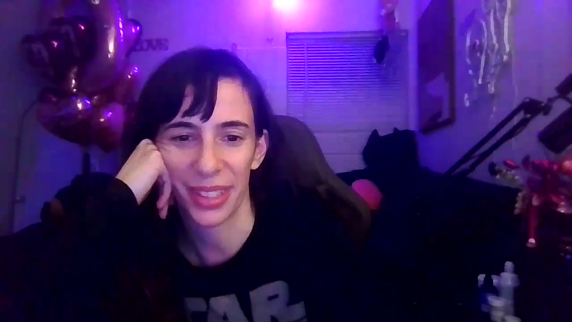 Gallery image thumbnail from Aspen_White's myfreecams stream on, 02/16/2025, 10:54 image 2 of 20