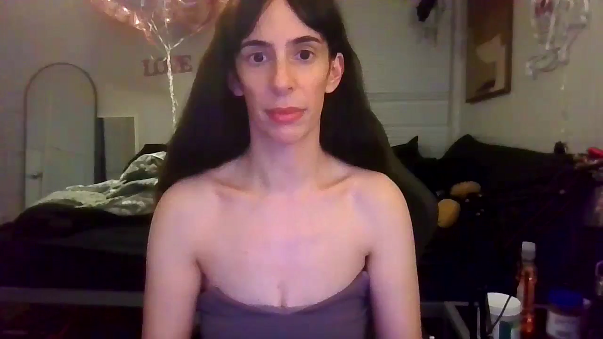 Gallery image thumbnail from Aspen_White's myfreecams stream on, 02/19/2025, 09:16 image 6 of 20