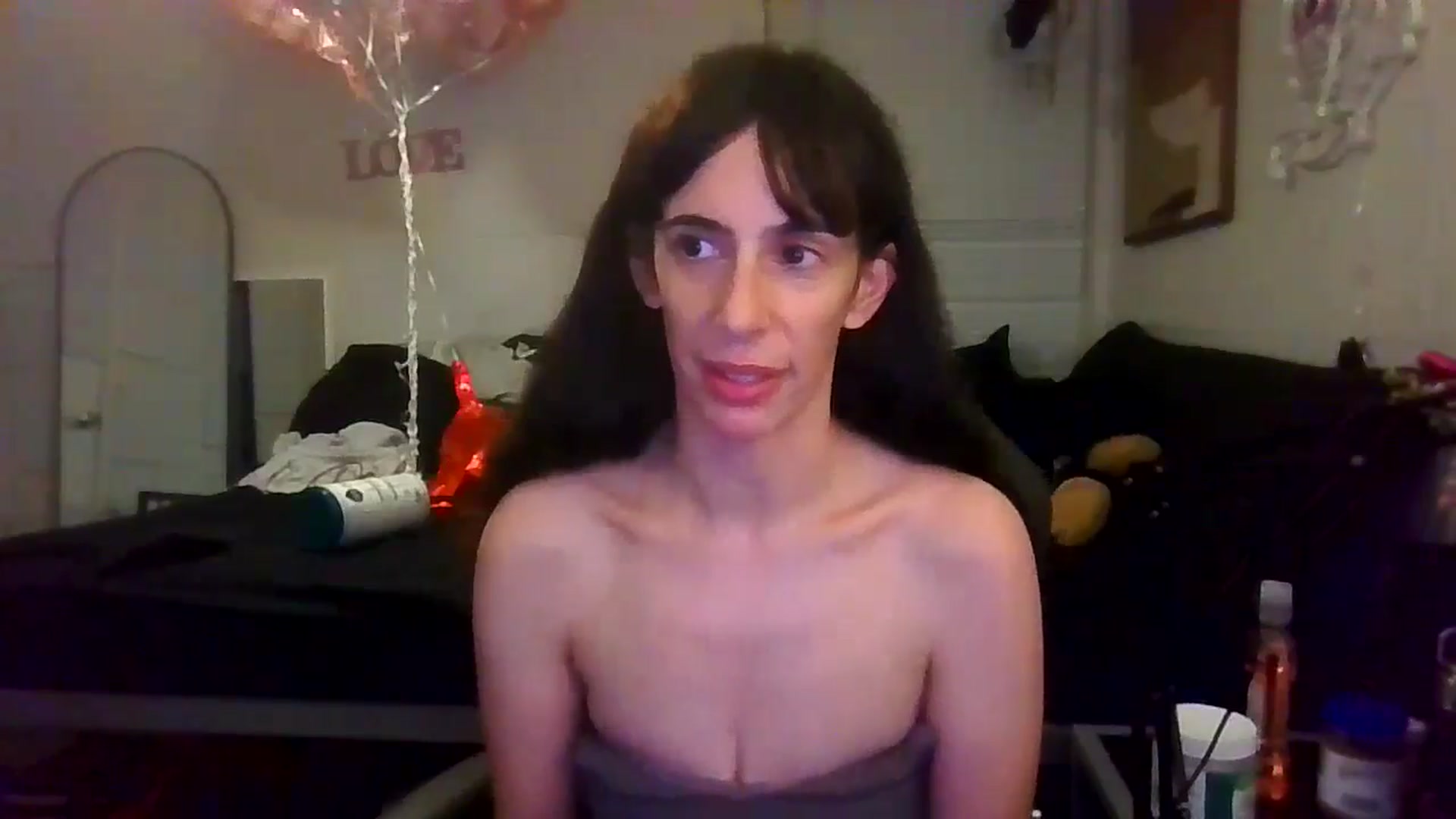 Gallery image thumbnail from Aspen_White's myfreecams stream on, 02/19/2025, 09:16 image 16 of 20