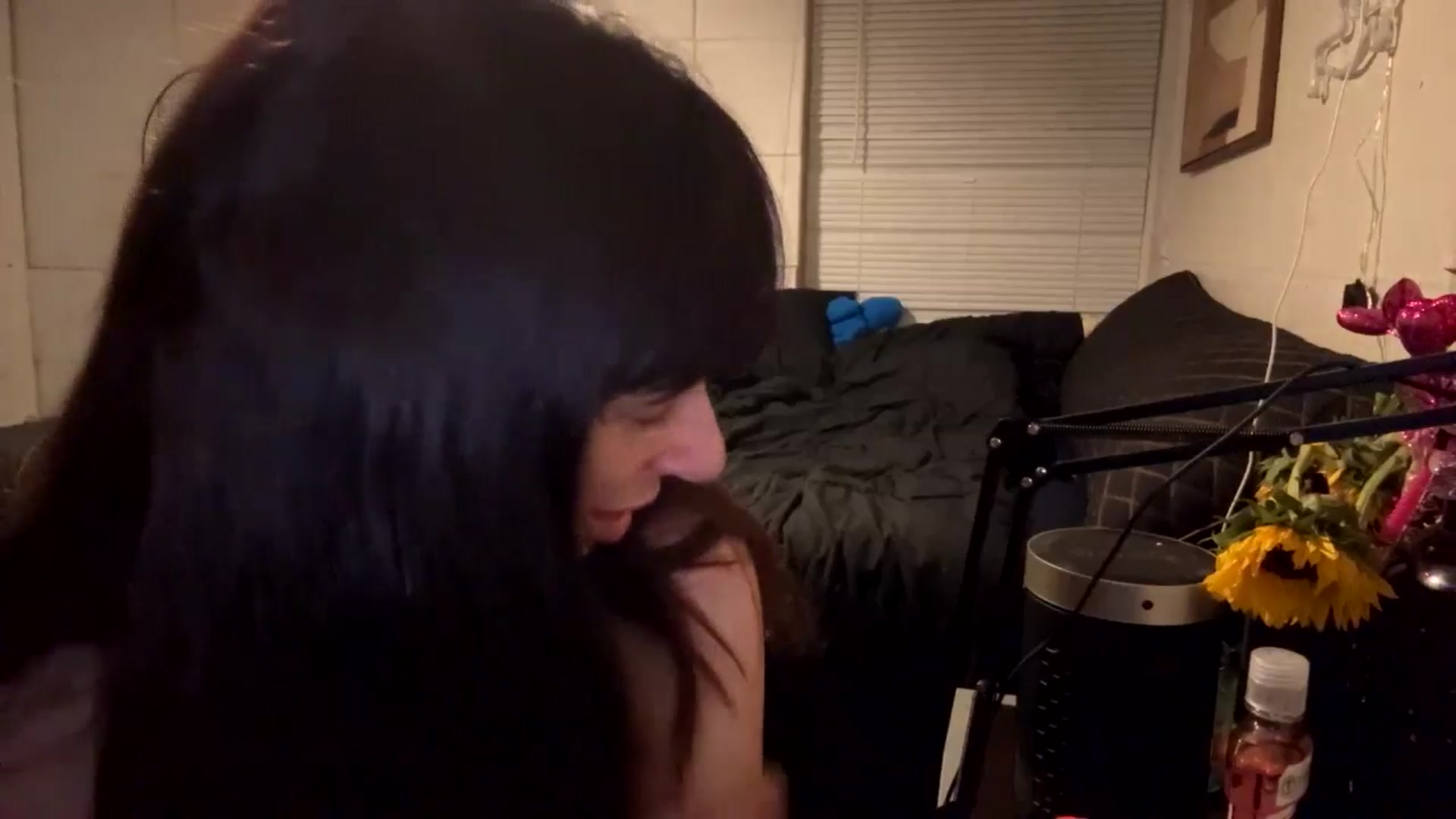 Gallery image thumbnail from Aspen_White's myfreecams stream on, 02/26/2025, 10:21 image 8 of 20