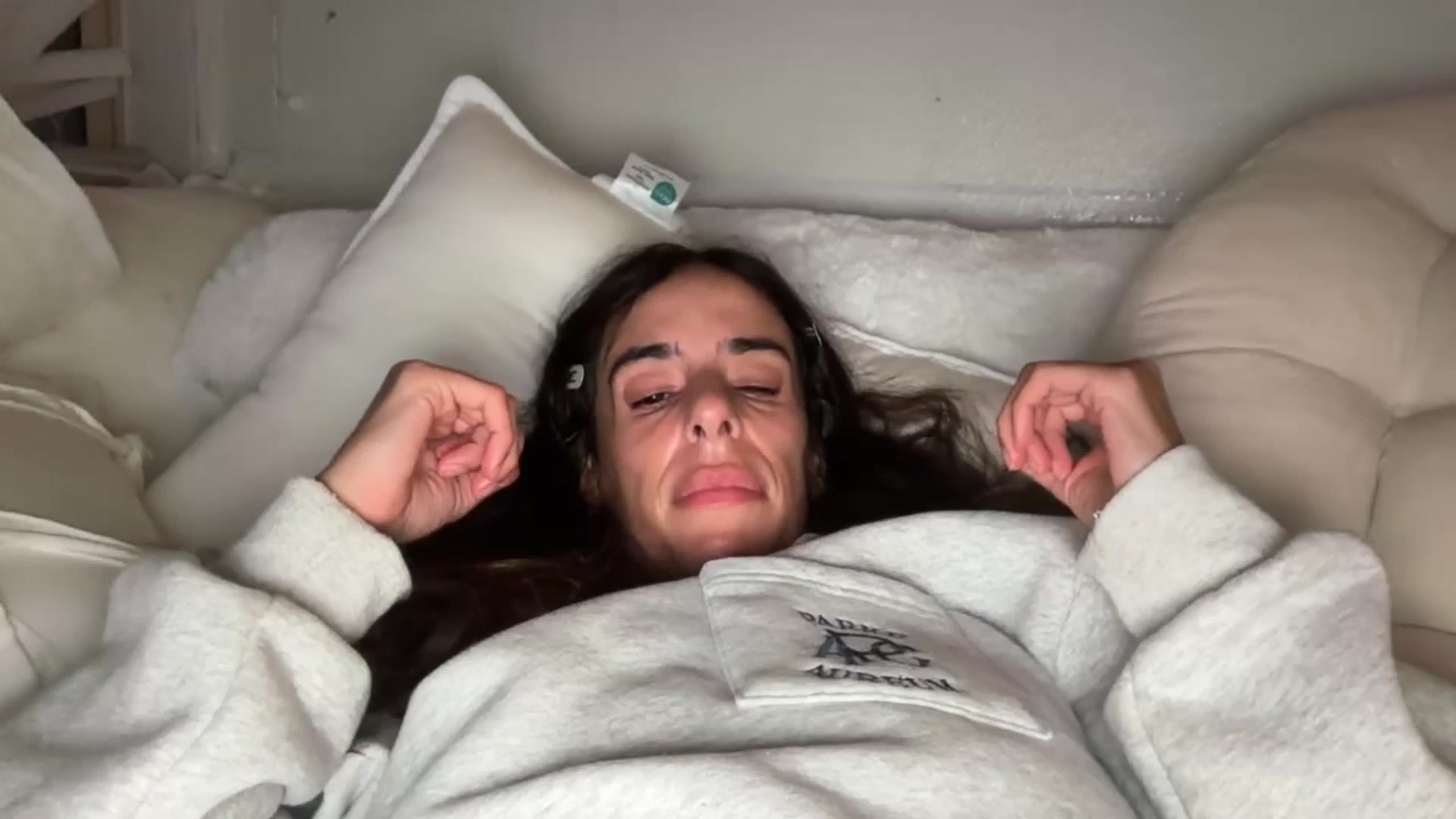 Gallery image thumbnail from Aspen_xx's myfreecams stream on, 07/24/2025, 10:38 image 19 of 20