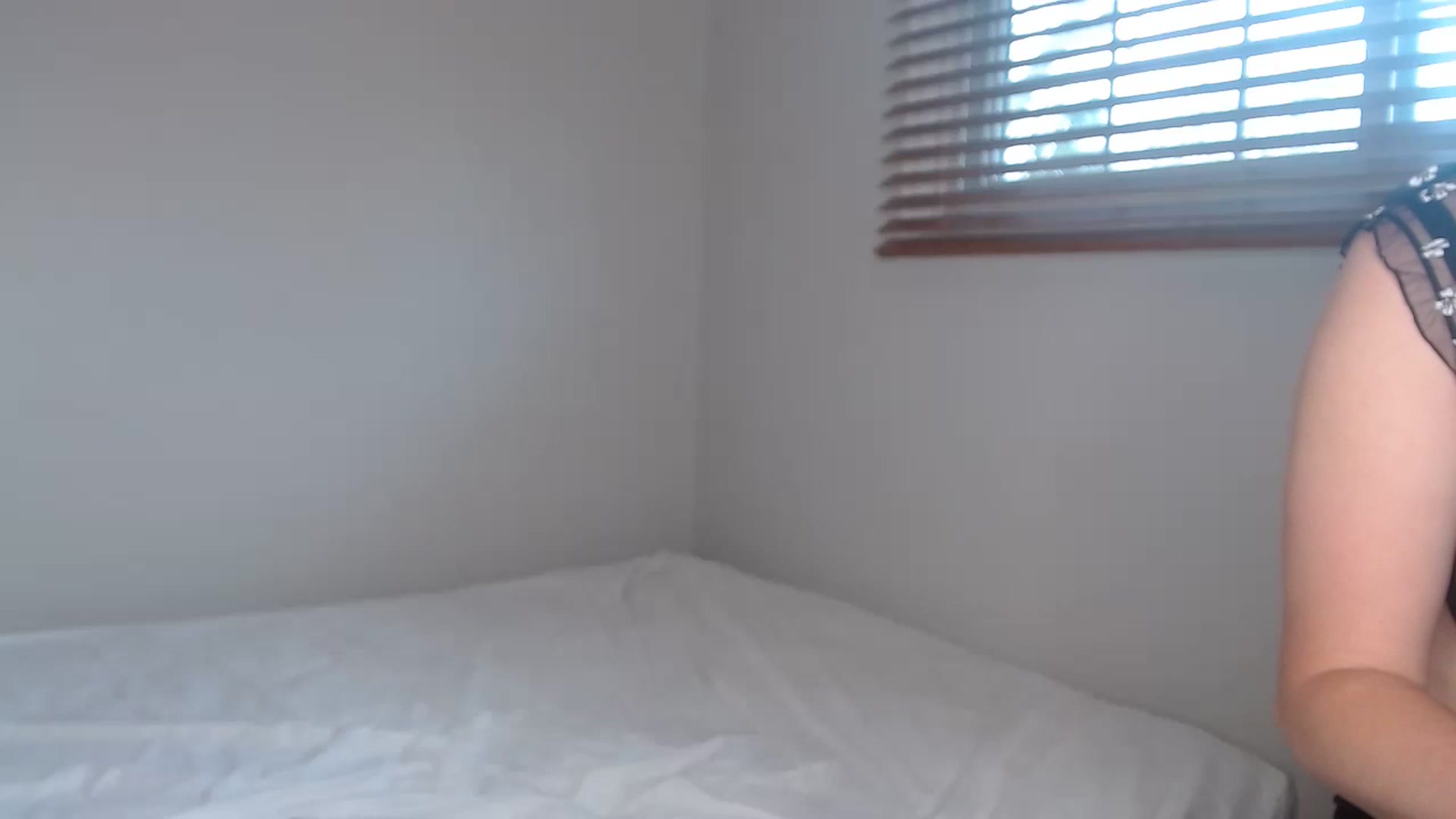 Gallery image thumbnail from AspynAston's myfreecams stream on, 04/22/2023, 16:41 image 1 of 20