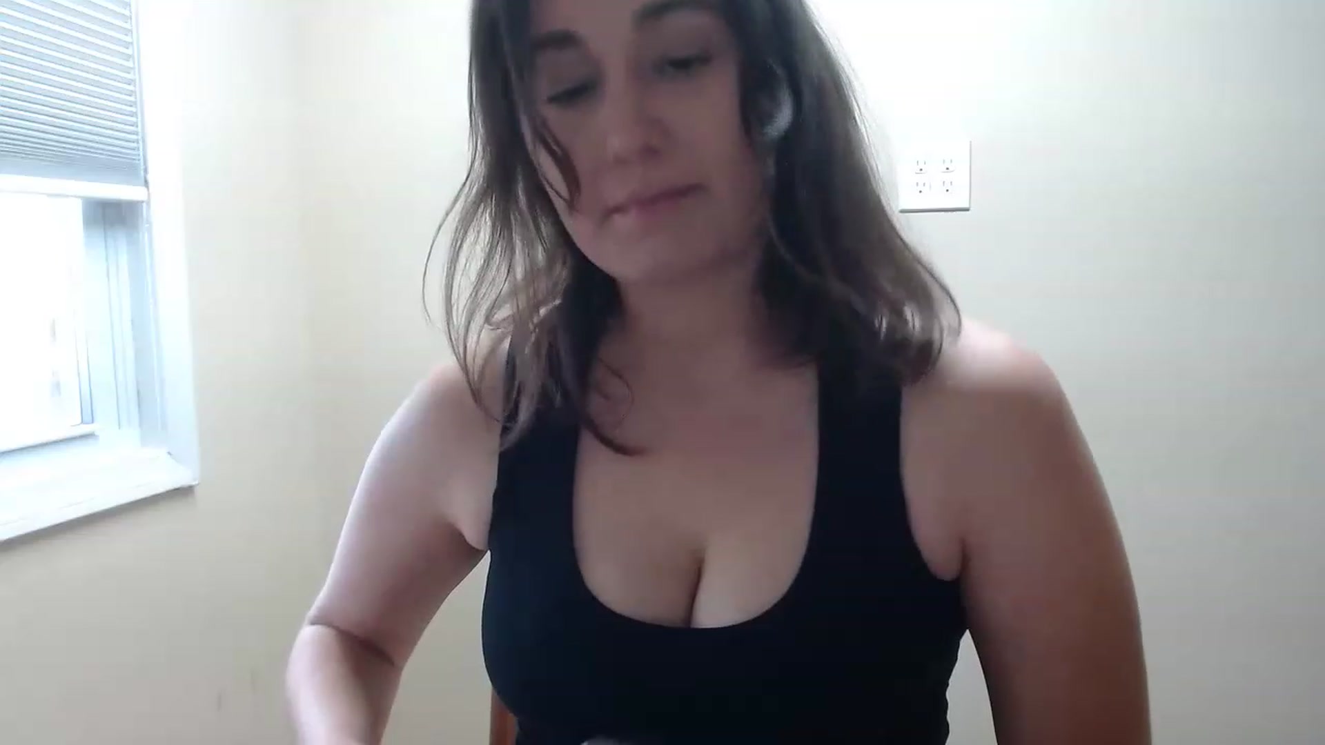 Gallery image thumbnail from AspynAston's myfreecams stream on, 05/13/2023, 15:04 image 7 of 20