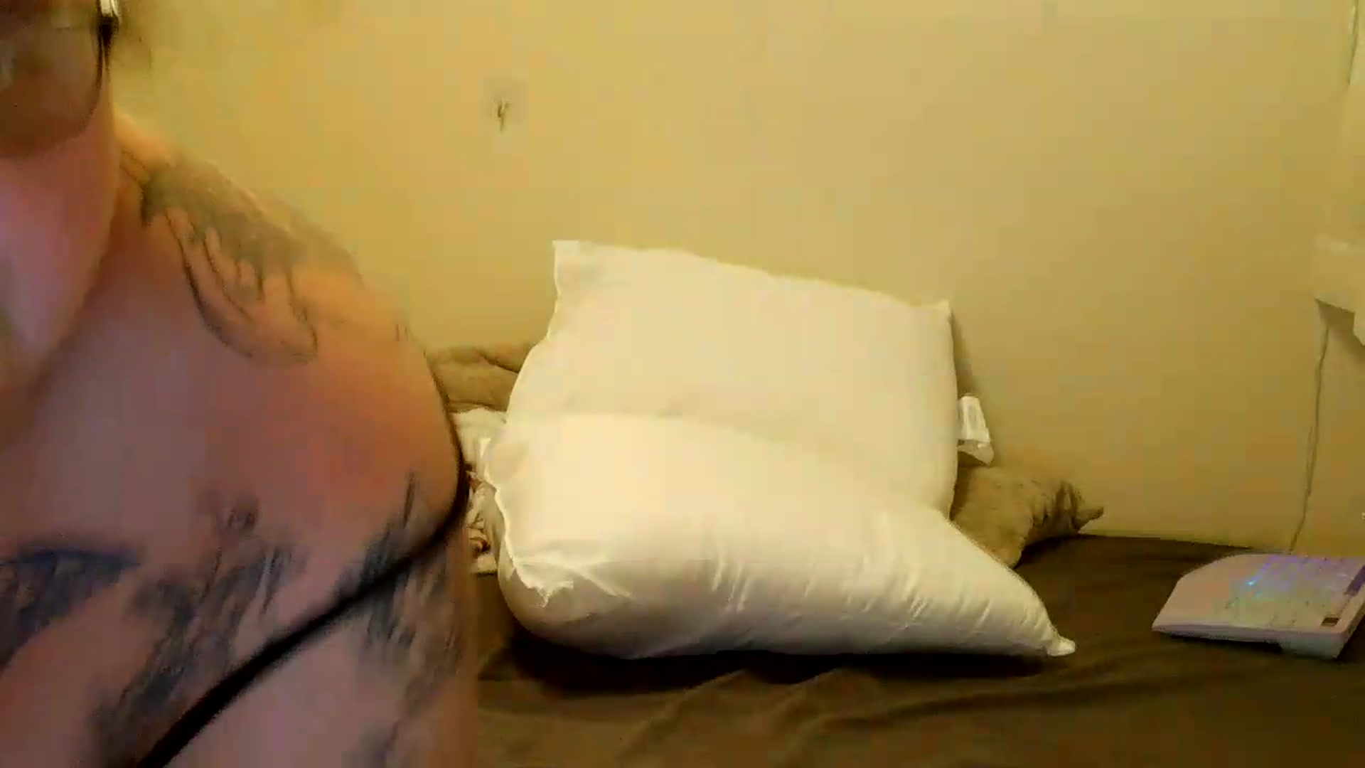 Gallery image thumbnail from Asserole's myfreecams stream on, 07/16/2026, 15:53 image 2 of 20
