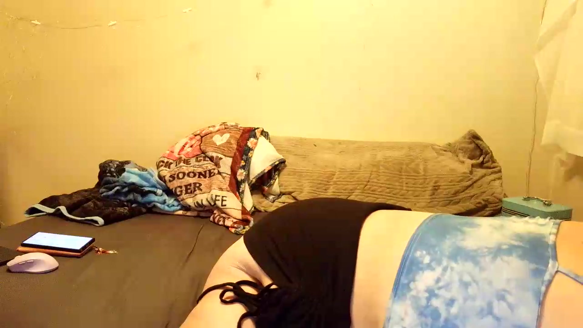 Gallery image thumbnail from Asserole's myfreecams stream on, 07/18/2026, 24:50 image 7 of 20