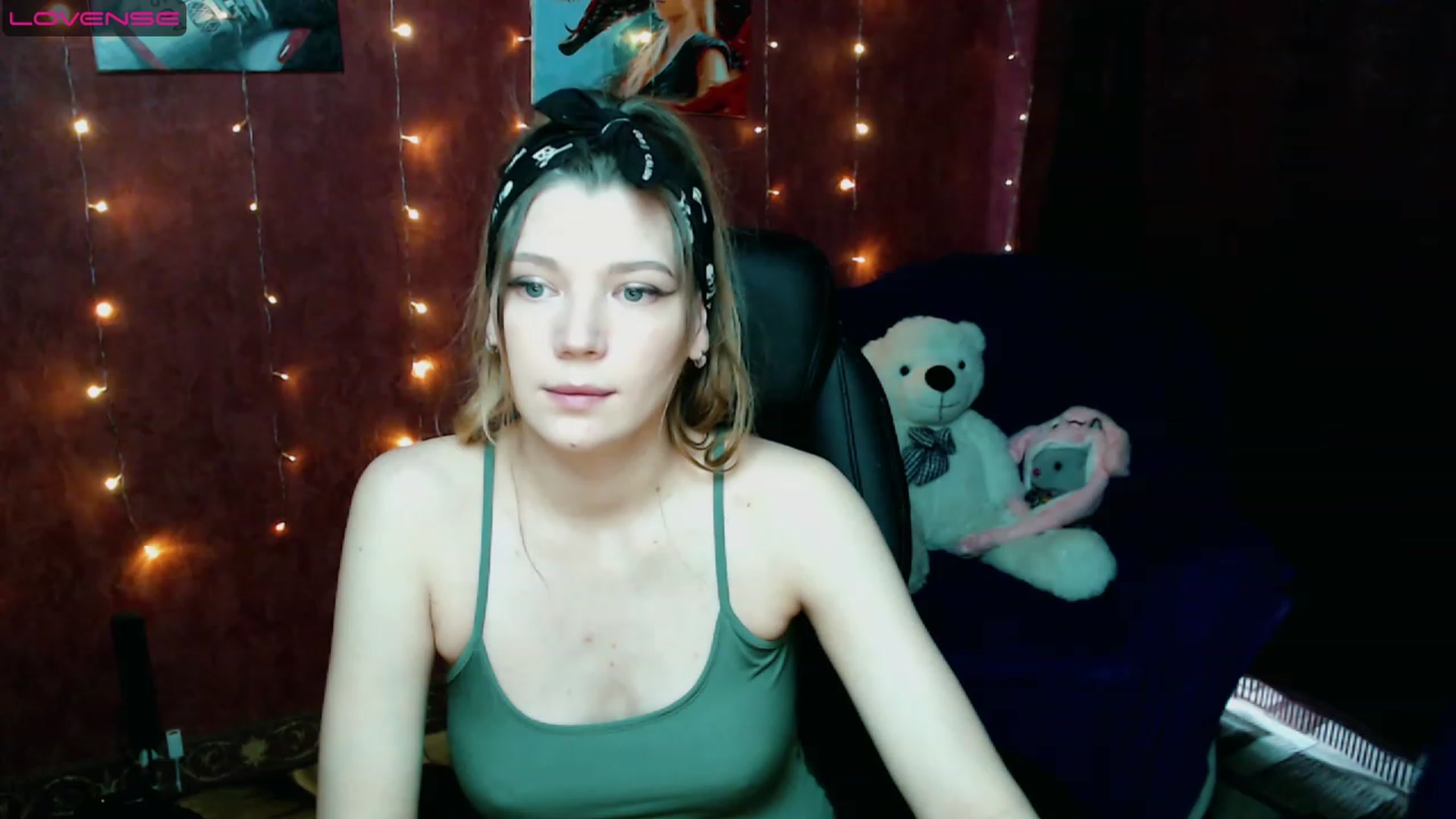 Gallery image thumbnail from Astarte_'s myfreecams stream on, 06/19/2023, 24:01 image 20 of 20