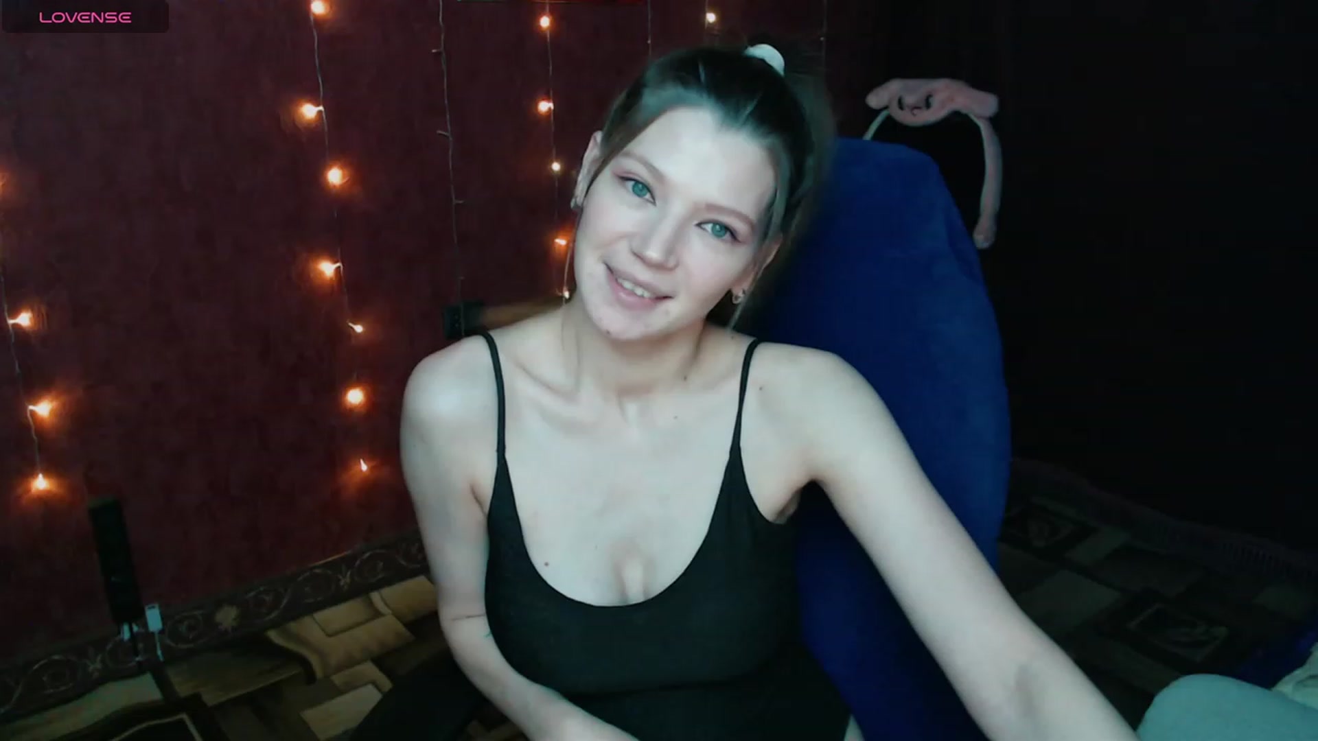 Gallery image thumbnail from Astarte_'s myfreecams stream on, 12/29/2023, 11:58 image 1 of 20