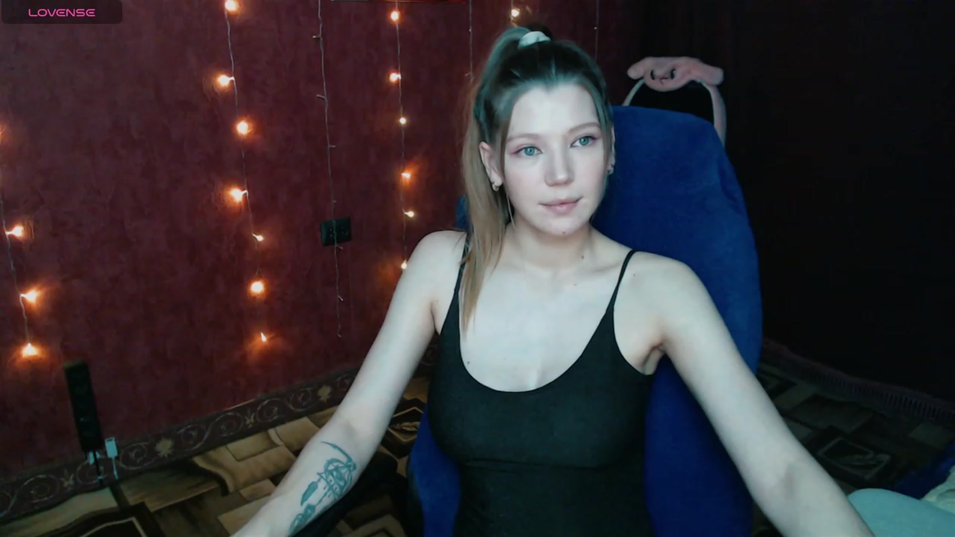 Gallery image thumbnail from Astarte_'s myfreecams stream on, 12/29/2023, 11:58 image 5 of 20