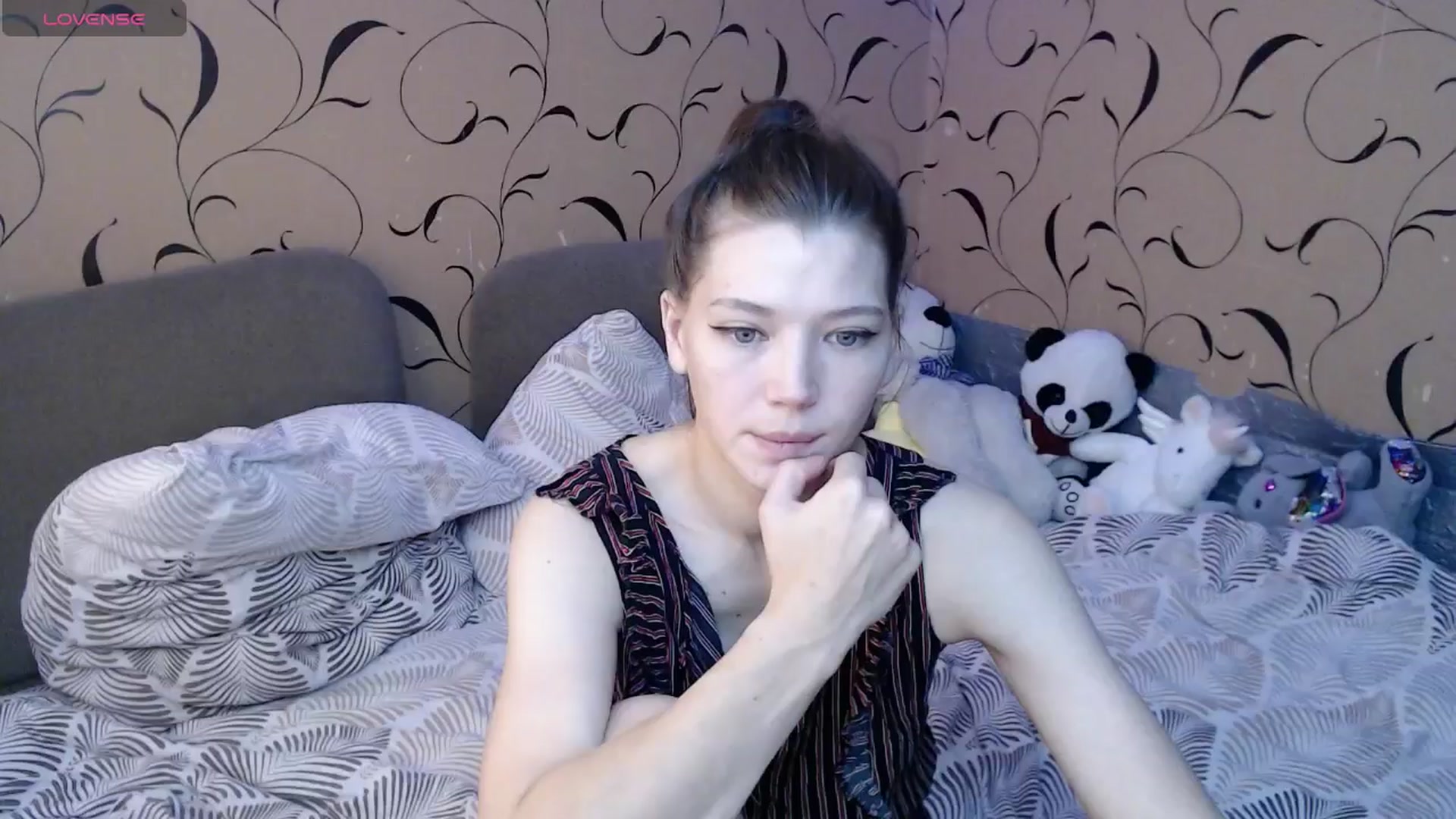 Gallery image thumbnail from Astarte_'s myfreecams stream on, 01/20/2025, 02:14 image 4 of 20