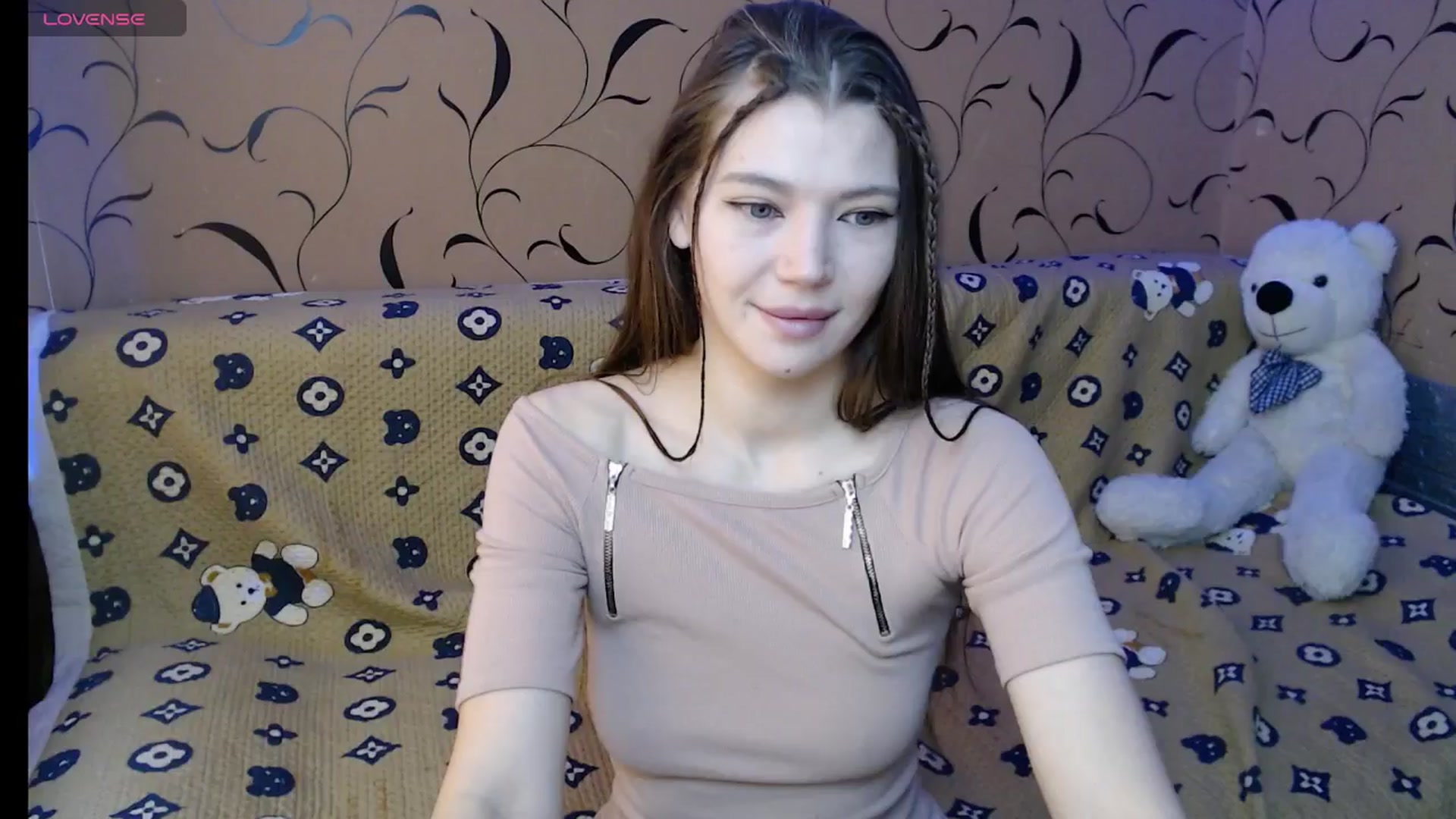 Gallery image thumbnail from Astarte_'s myfreecams stream on, 04/16/2025, 24:00 image 5 of 20
