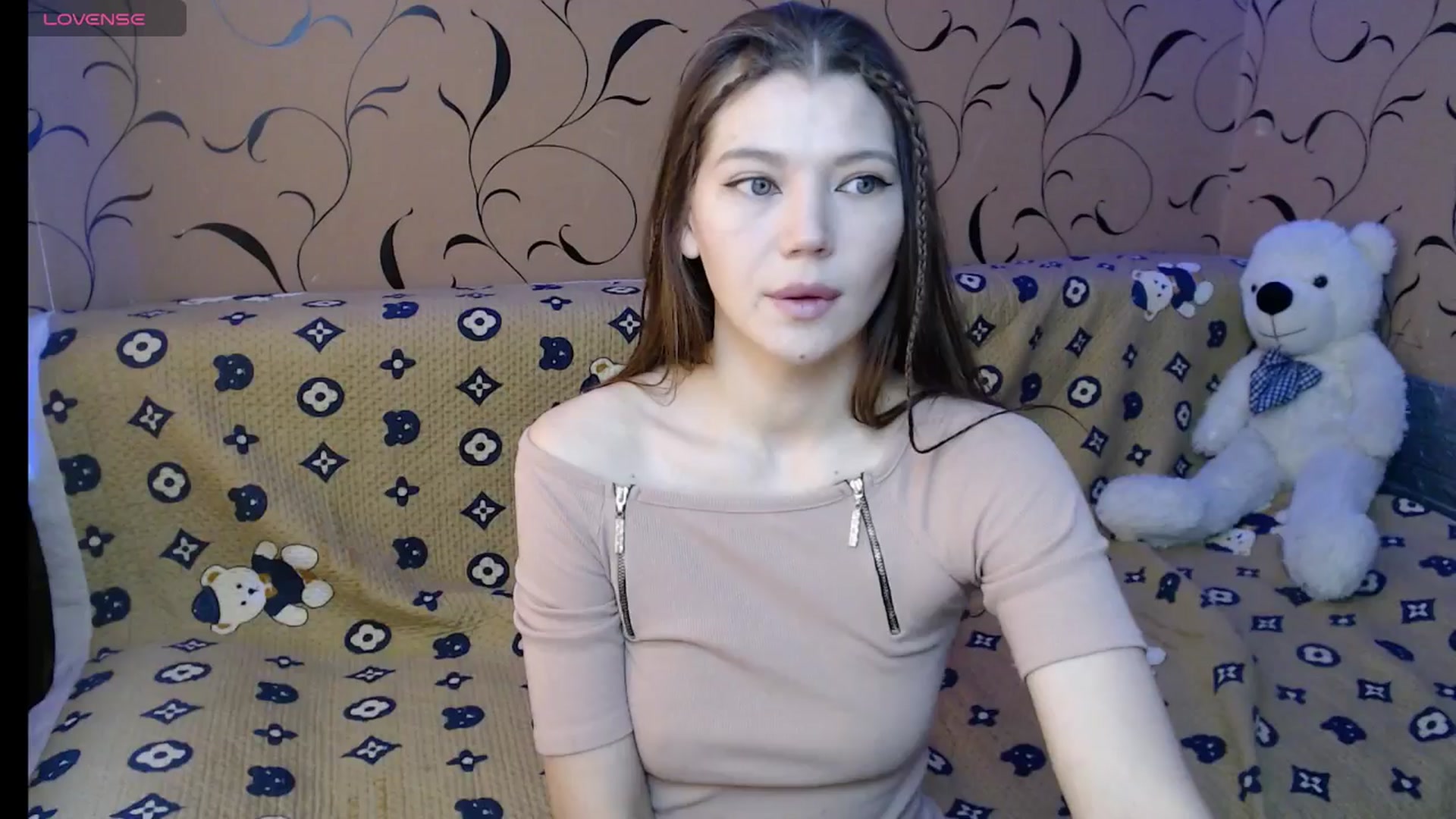 Gallery image thumbnail from Astarte_'s myfreecams stream on, 04/16/2025, 24:00 image 6 of 20