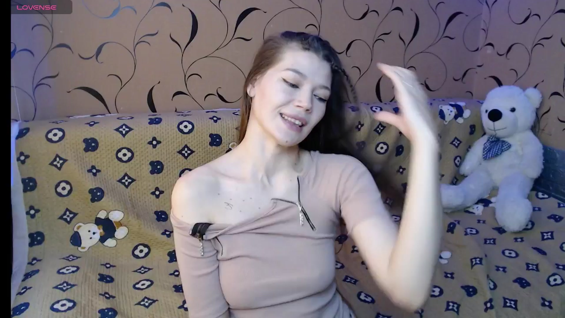 Gallery image thumbnail from Astarte_'s myfreecams stream on, 04/16/2025, 24:45 image 4 of 20