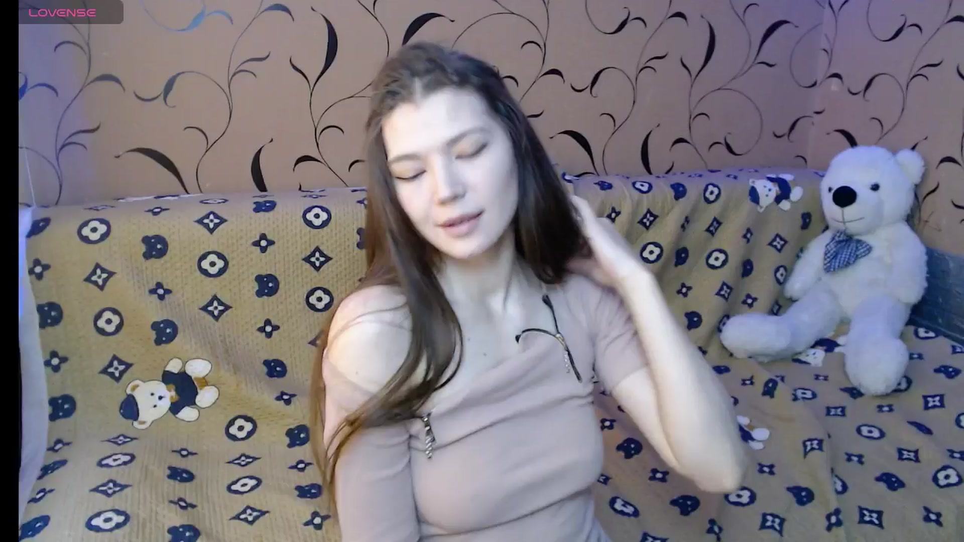 Gallery image thumbnail from Astarte_'s myfreecams stream on, 04/16/2025, 24:45 image 5 of 20