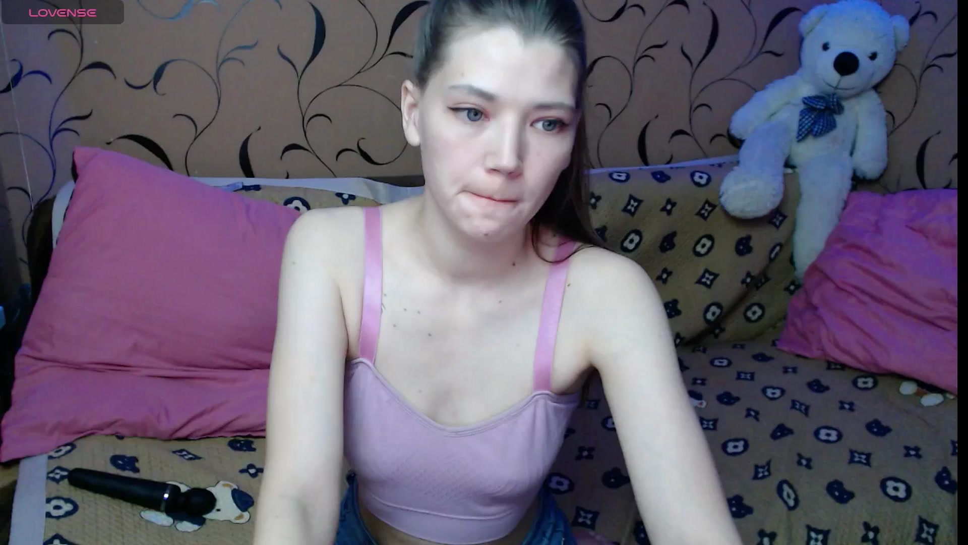 Gallery image thumbnail from Astarte_'s myfreecams stream on, 05/15/2025, 09:53 image 19 of 20