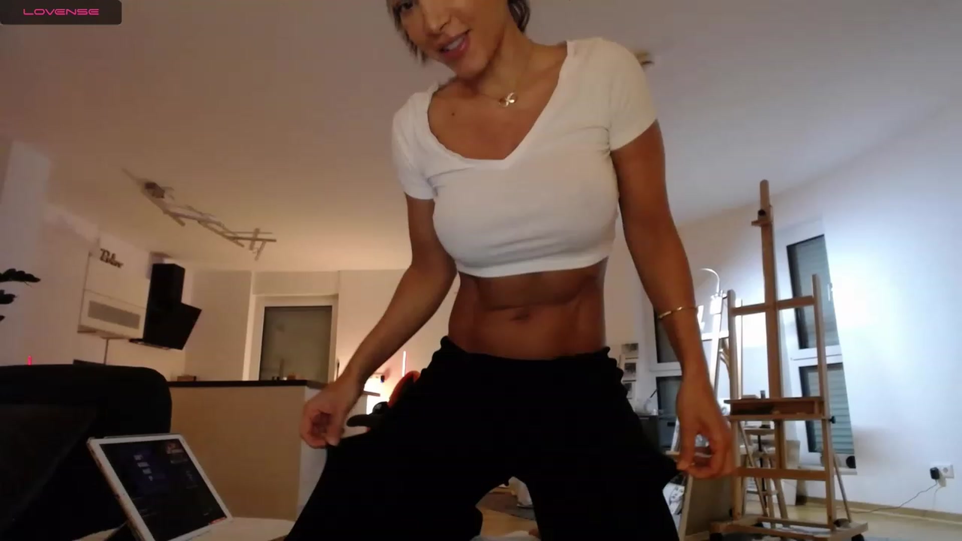 Gallery image thumbnail from AstekAngel's myfreecams stream on, 12/04/2022, 24:15 image 19 of 20