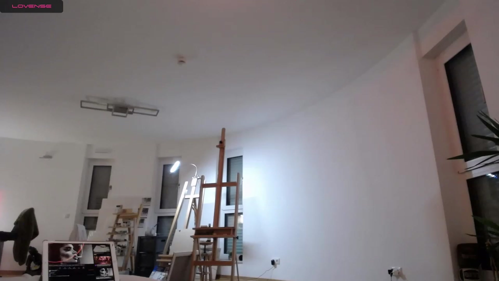 Gallery image thumbnail from AstekAngel's myfreecams stream on, 12/05/2022, 01:09 image 12 of 20