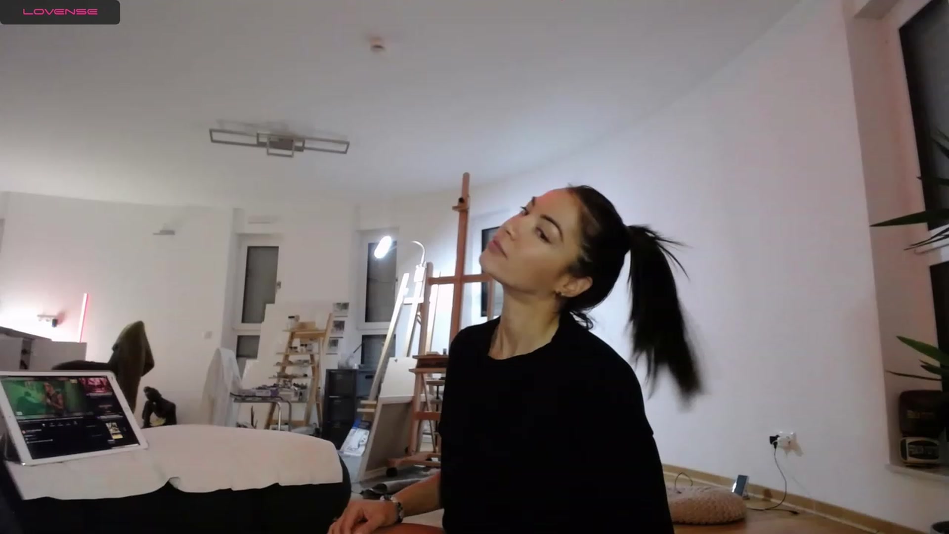 Gallery image thumbnail from AstekAngel's myfreecams stream on, 12/05/2022, 01:09 image 4 of 20