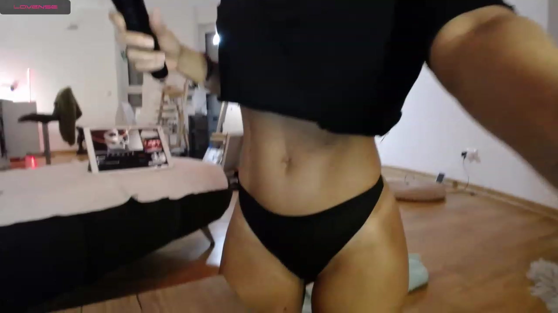 Gallery image thumbnail from AstekAngel's myfreecams stream on, 12/05/2022, 01:09 image 9 of 20