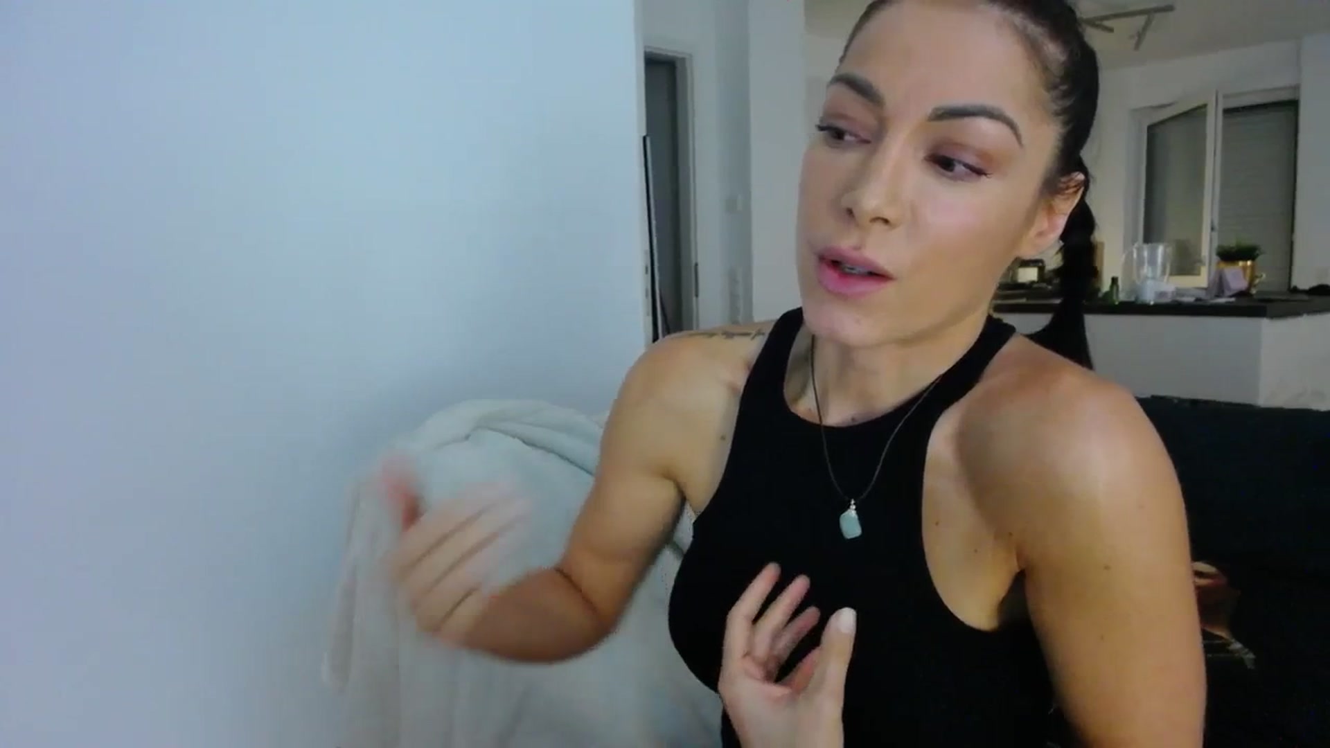 Gallery image thumbnail from AstekAngel's myfreecams stream on, 09/21/2023, 24:56 image 10 of 20