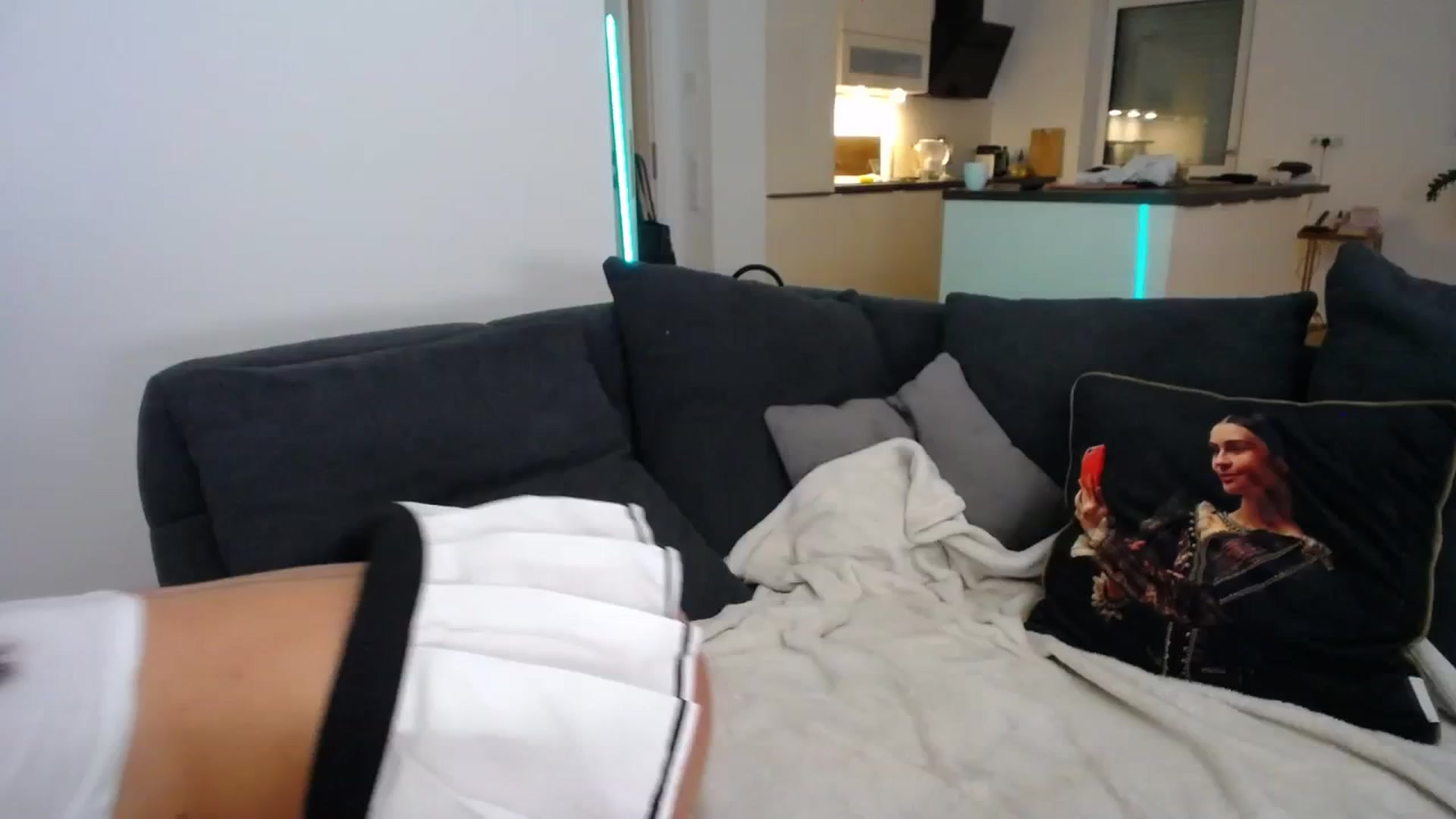 Gallery image thumbnail from AstekAngel's myfreecams stream on, 10/09/2023, 24:51 image 1 of 20