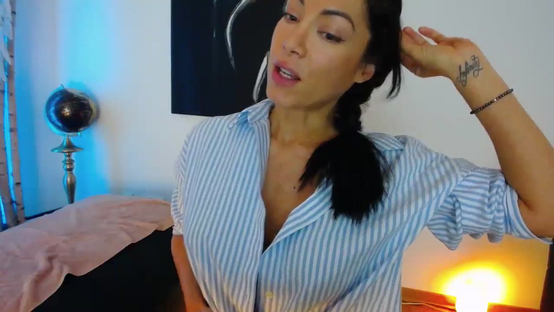 Gallery image thumbnail from AstekAngel's myfreecams stream on, 11/14/2023, 23:59 image 8 of 20