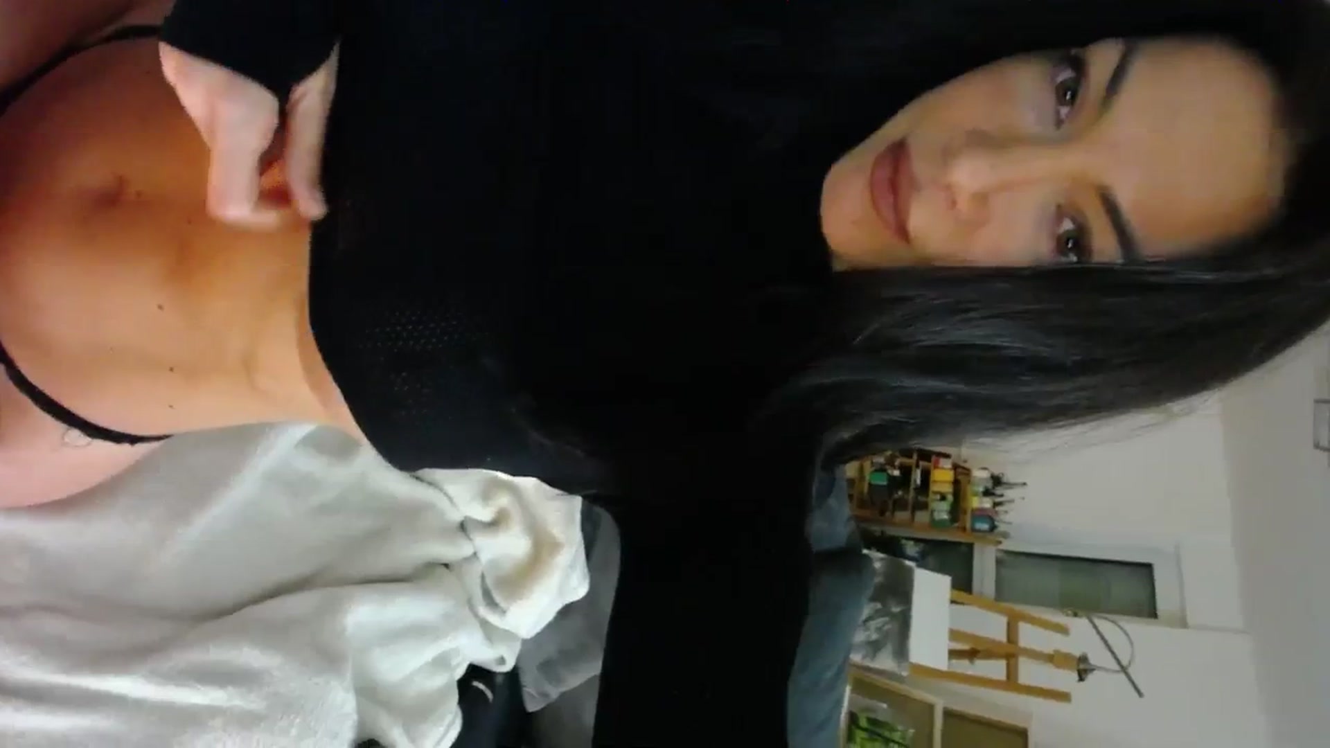 Gallery image thumbnail from AstekAngel's myfreecams stream on, 11/30/2023, 02:32 image 12 of 20