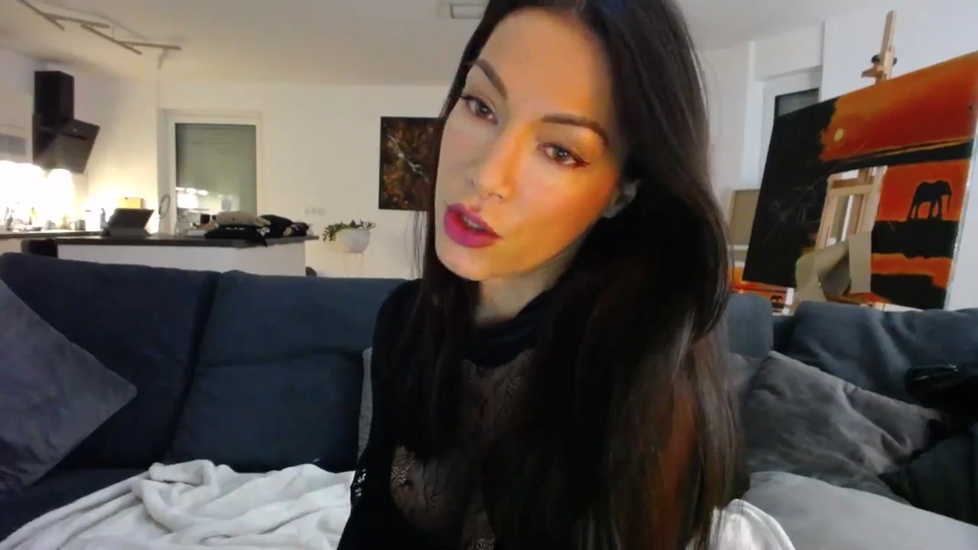 Gallery image thumbnail from AstekAngel's myfreecams stream on, 12/04/2023, 24:00 image 14 of 20