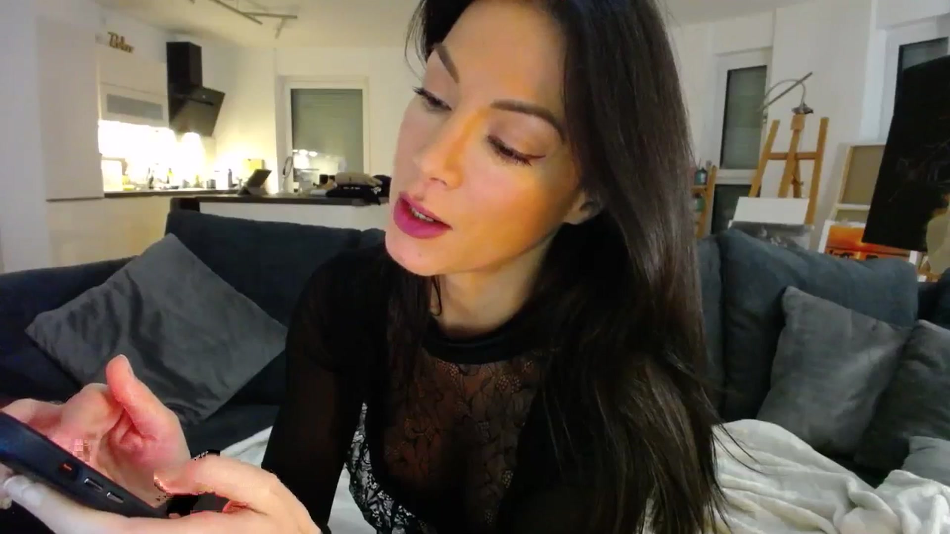 Gallery image thumbnail from AstekAngel's myfreecams stream on, 12/04/2023, 24:28 image 10 of 20