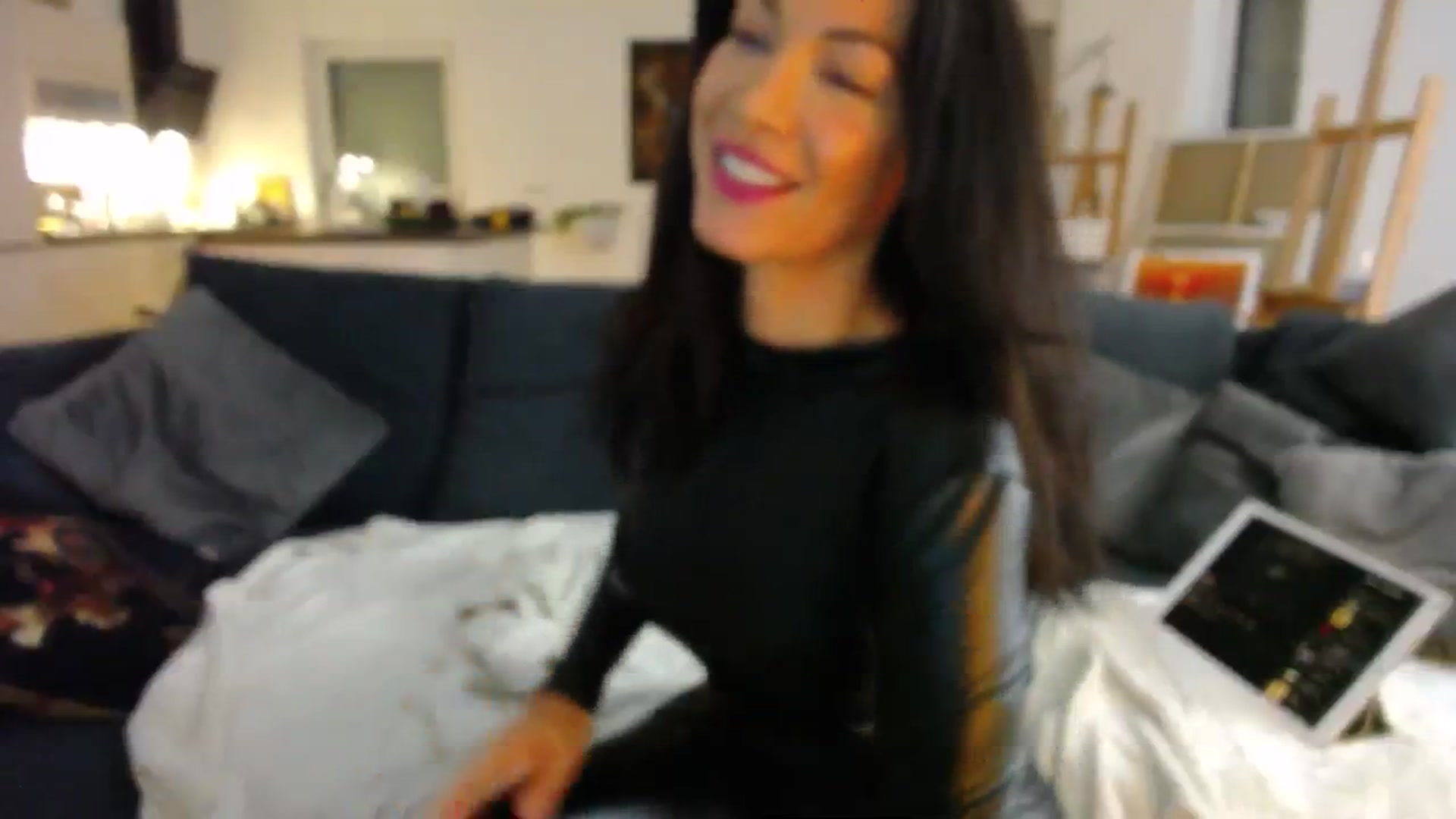 Gallery image thumbnail from AstekAngel's myfreecams stream on, 12/06/2023, 02:31 image 2 of 20