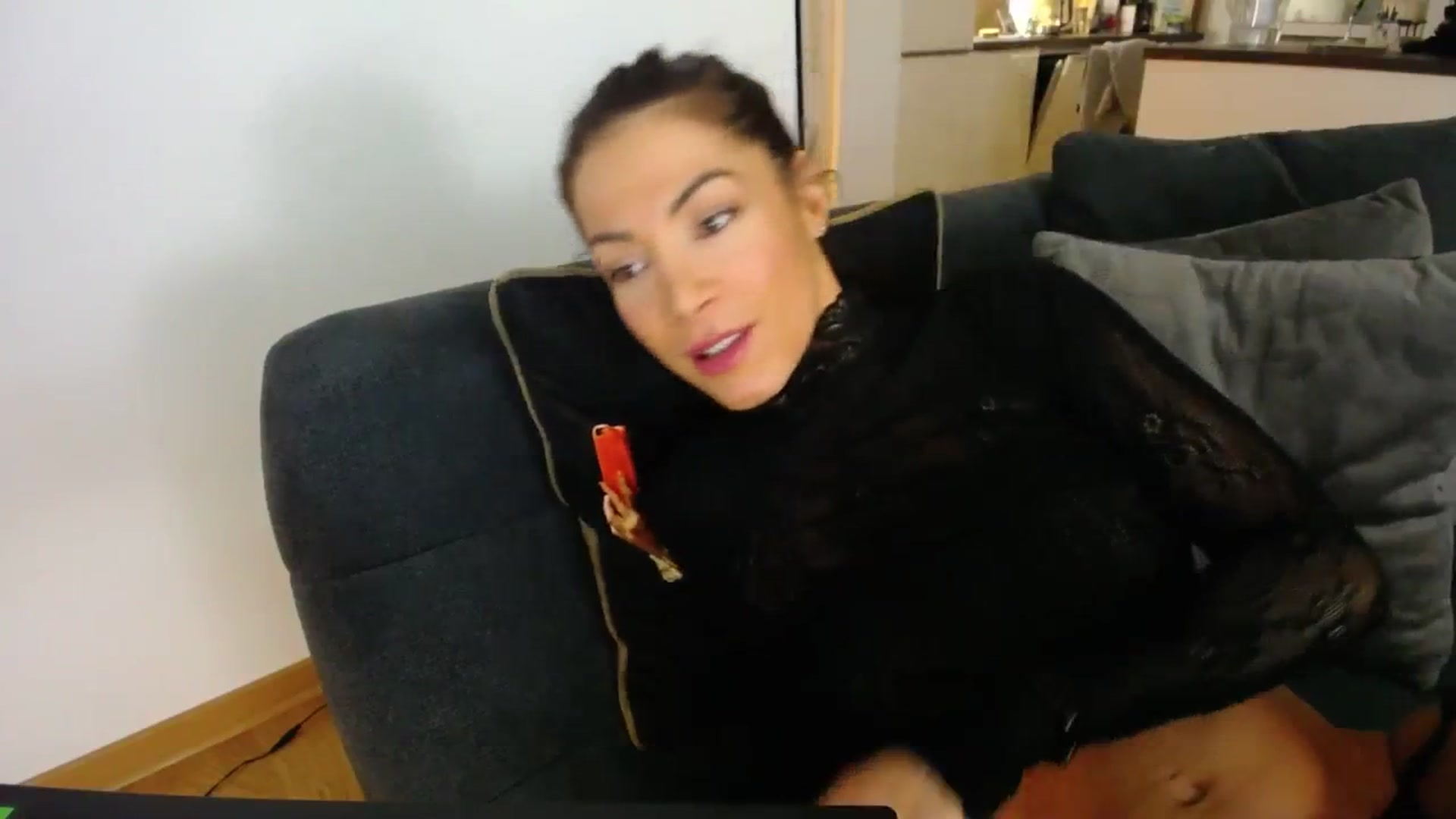 Gallery image thumbnail from AstekAngel's myfreecams stream on, 01/07/2024, 02:14 image 14 of 20