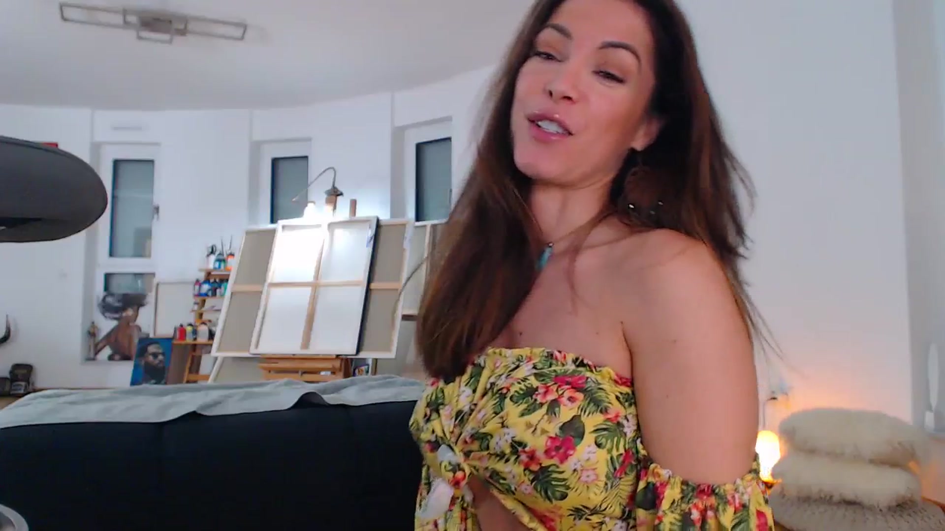 Gallery image thumbnail from AstekAngel's myfreecams stream on, 04/15/2024, 01:03 image 20 of 20