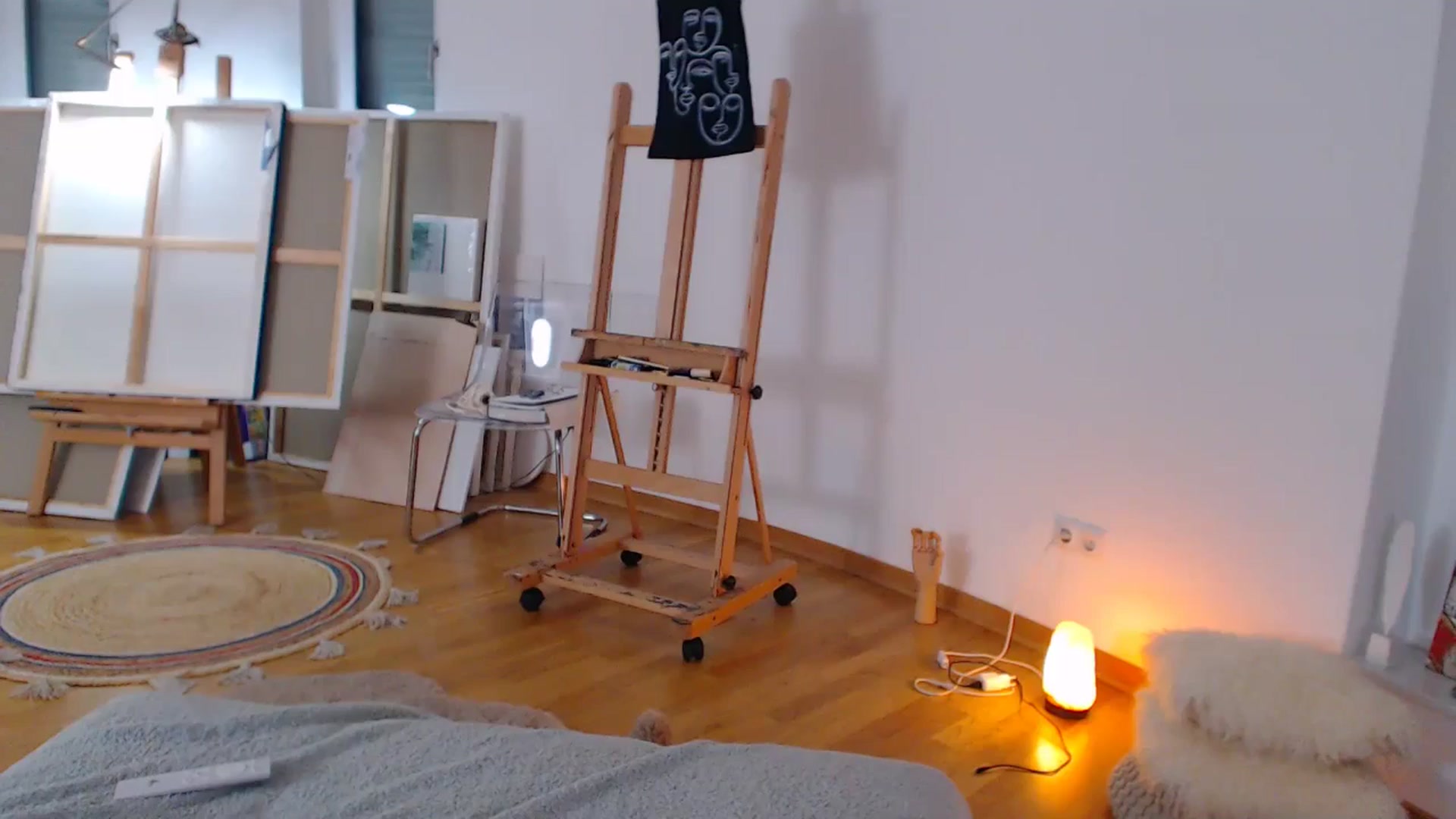 Gallery image thumbnail from AstekAngel's myfreecams stream on, 04/19/2024, 23:58 image 17 of 20