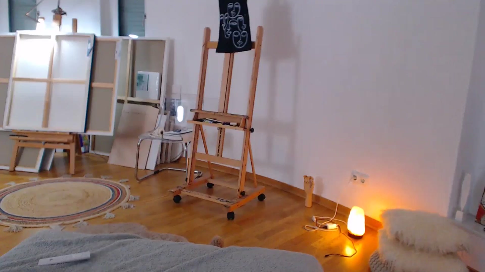 Gallery image thumbnail from AstekAngel's myfreecams stream on, 04/19/2024, 23:58 image 13 of 20