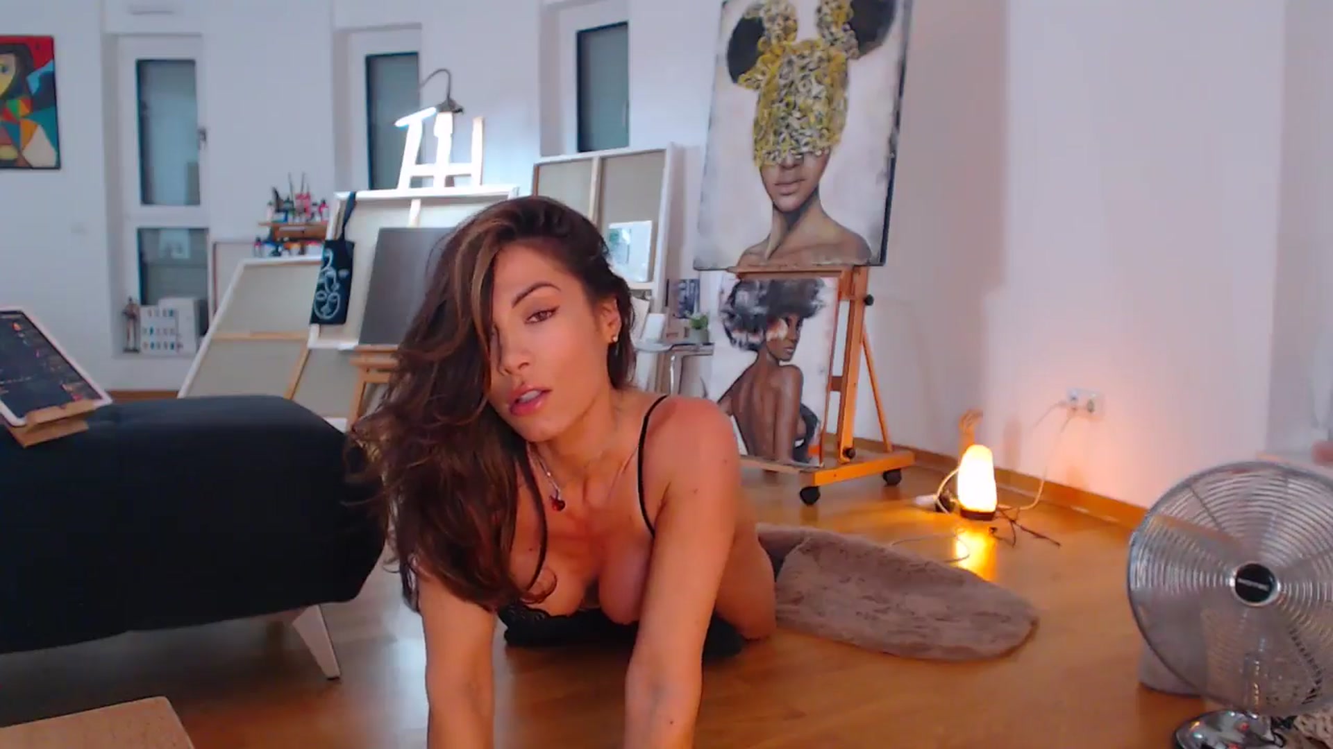 Gallery image thumbnail from AstekAngel's myfreecams stream on, 08/16/2024, 03:22 image 7 of 20
