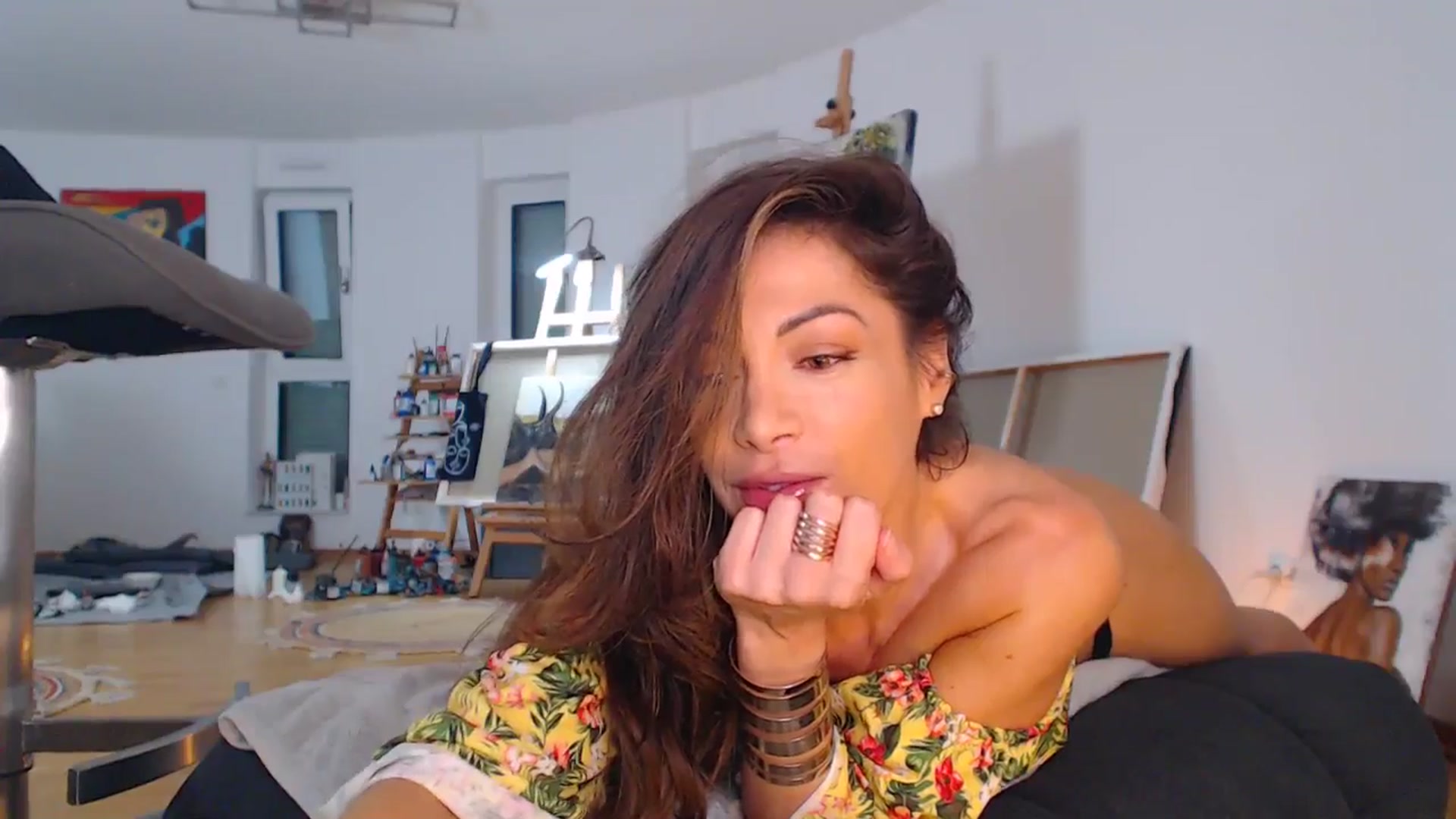 Gallery image thumbnail from AstekAngel's myfreecams stream on, 08/30/2024, 02:25 image 18 of 20