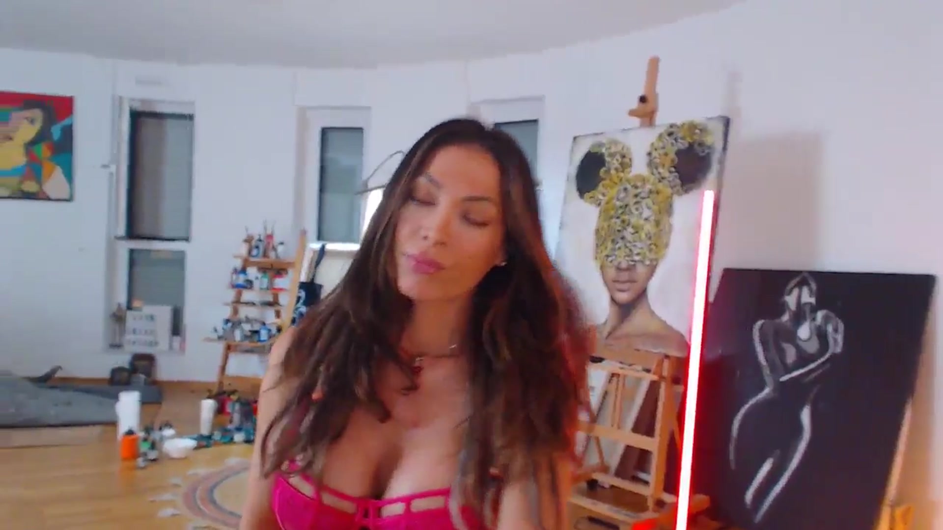 Gallery image thumbnail from AstekAngel's myfreecams stream on, 08/31/2024, 01:32 image 4 of 20